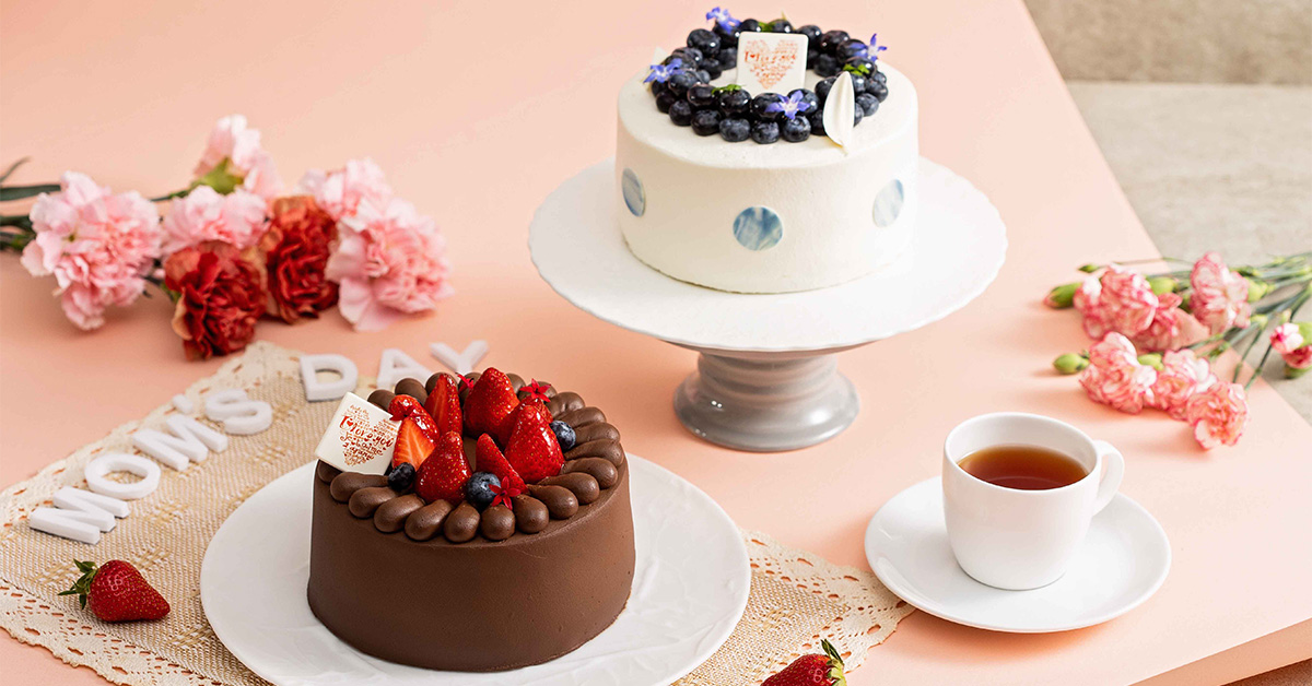 台北國賓麵包房今年母親節推出兩款風格、口味截然不同的蛋糕，無論媽媽平常偏好什麼樣的口味，都能夠滿足媽媽的味蕾、好好寵愛她。