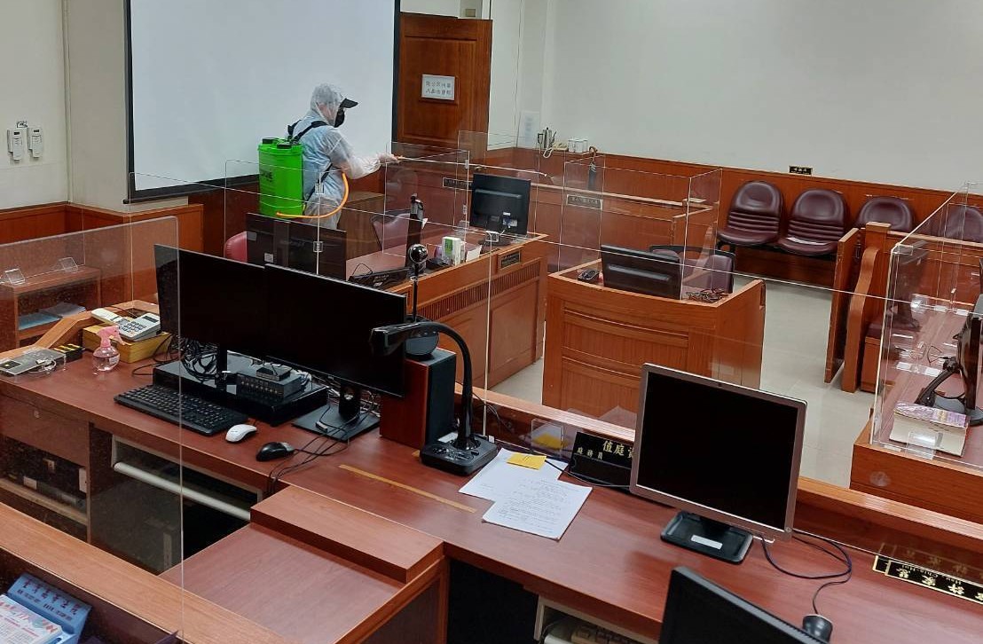 高等法院法官確診，法庭區立即進行大清消。（高院提供）