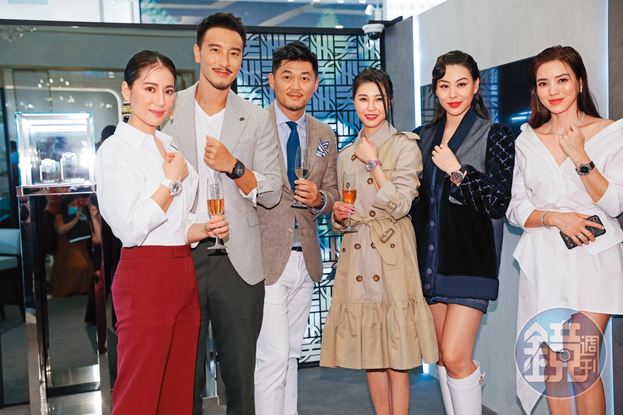孫瑩瑩（右三）以名媛身分出席不少時尚活動，她也是娛樂新聞報導名流私事的代表對象之一。左起盧南君、王陽明、奚瑋、蔡詩芸、林牧潔。（翻攝自孫瑩瑩IG）