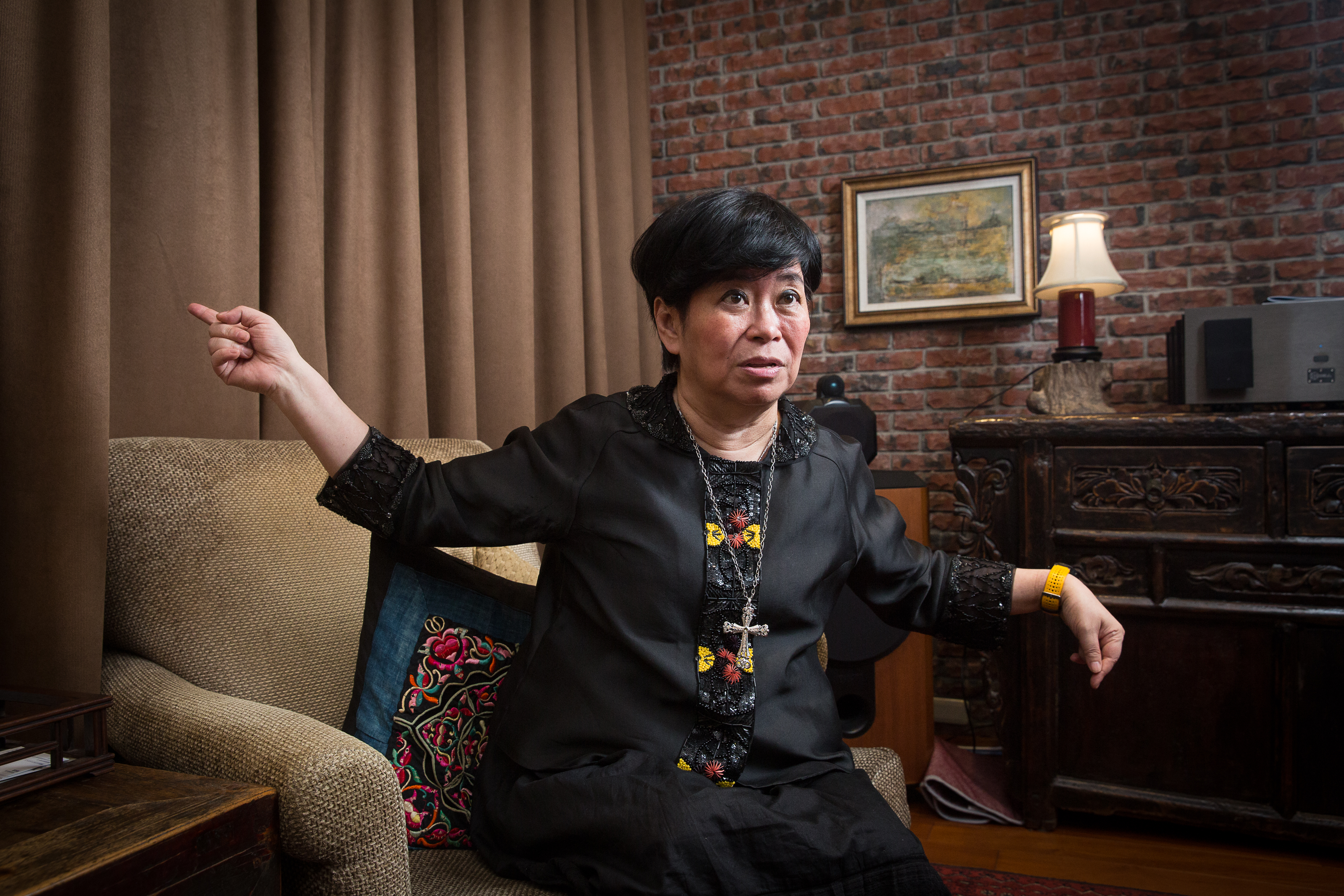 神祕人崔贊捷接掌聯生藥，王長怡（圖）痛斥取其信任謀權。