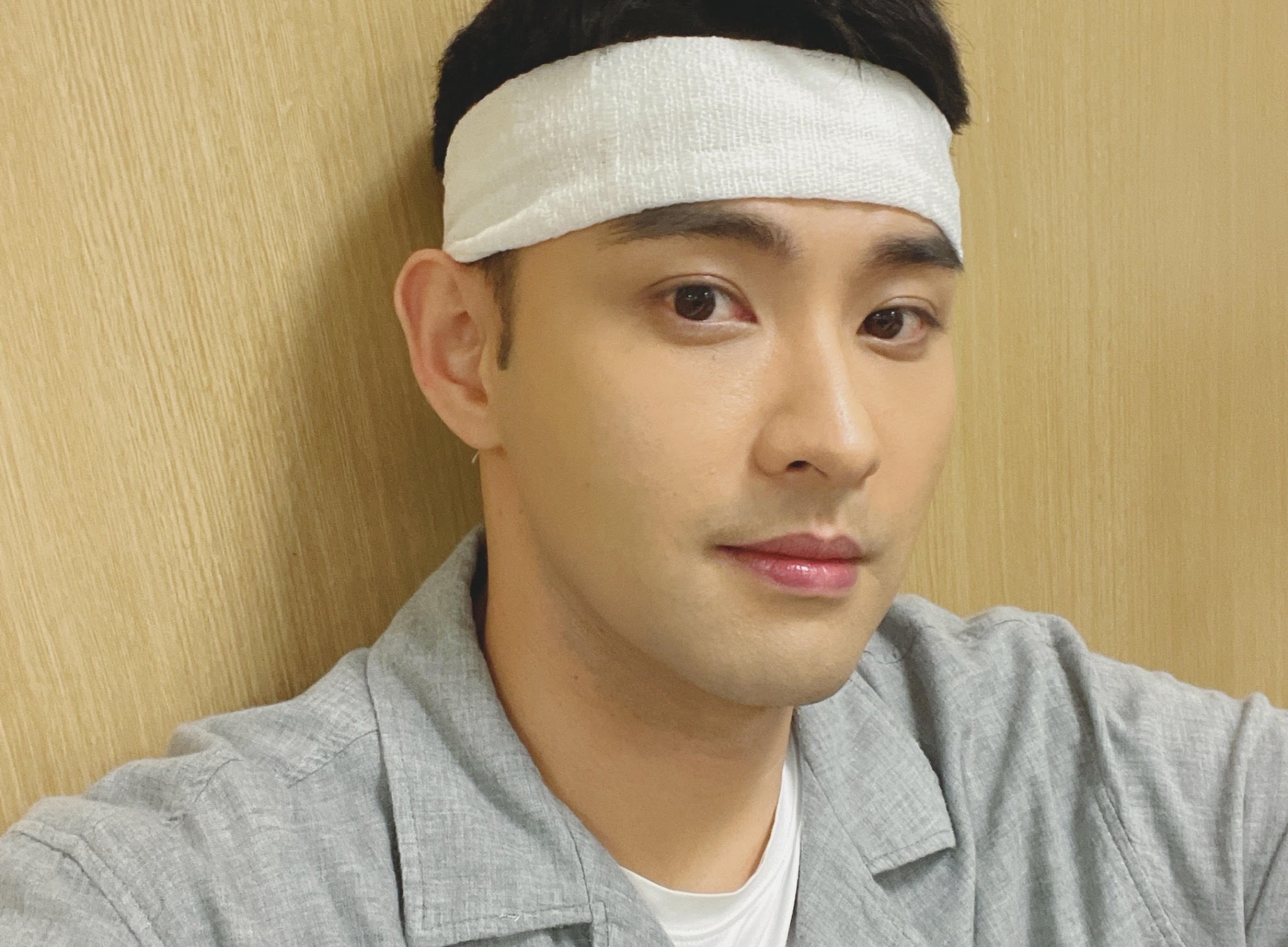 《黃金歲月》潘柏希被車撞到後,記憶空白。(民視提供)