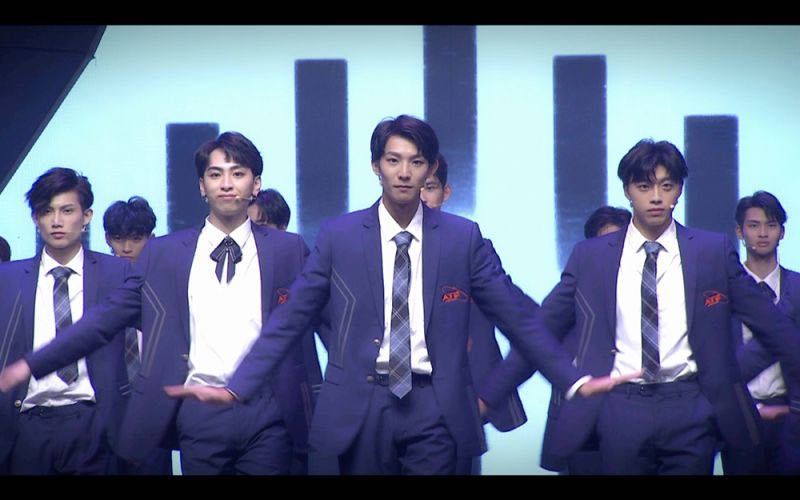 林煥鈞在節目開場表演以C位之姿奪得矚目。（凱渥提供）