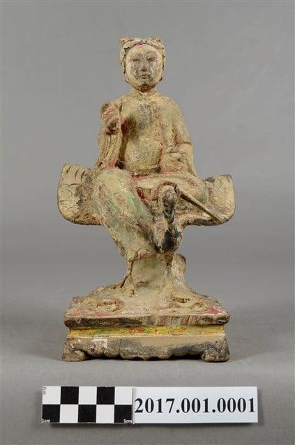 國立臺灣歷史博物館搭上阿翰影片熱潮，公布九天玄女的木雕像。（翻攝自國立臺灣歷史博物館臉書粉專）