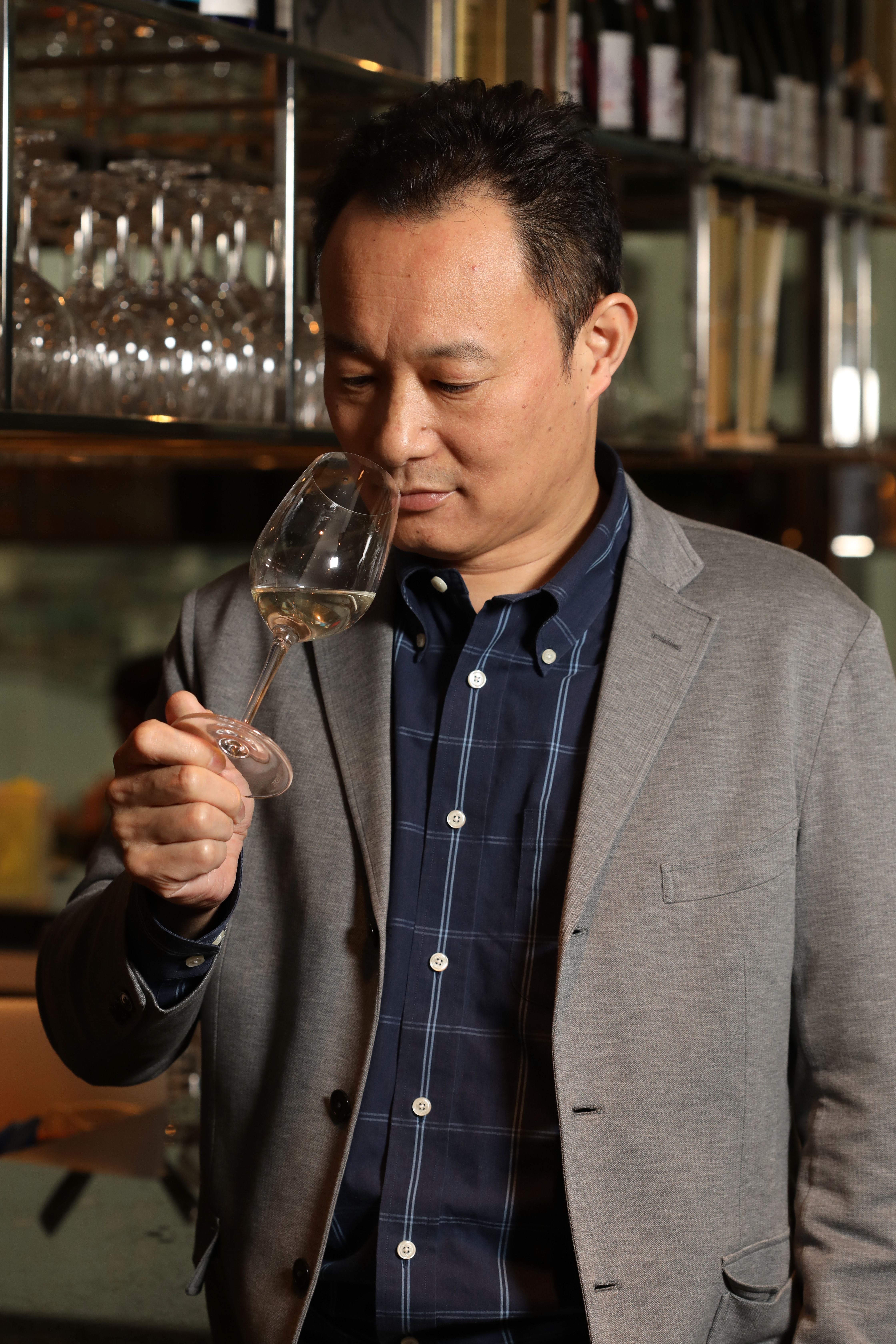 乾杯集團商品開發部專案經理細田真擔任過清酒釀酒師,具有豐沛知識量,能深入淺出地詳介酒款。