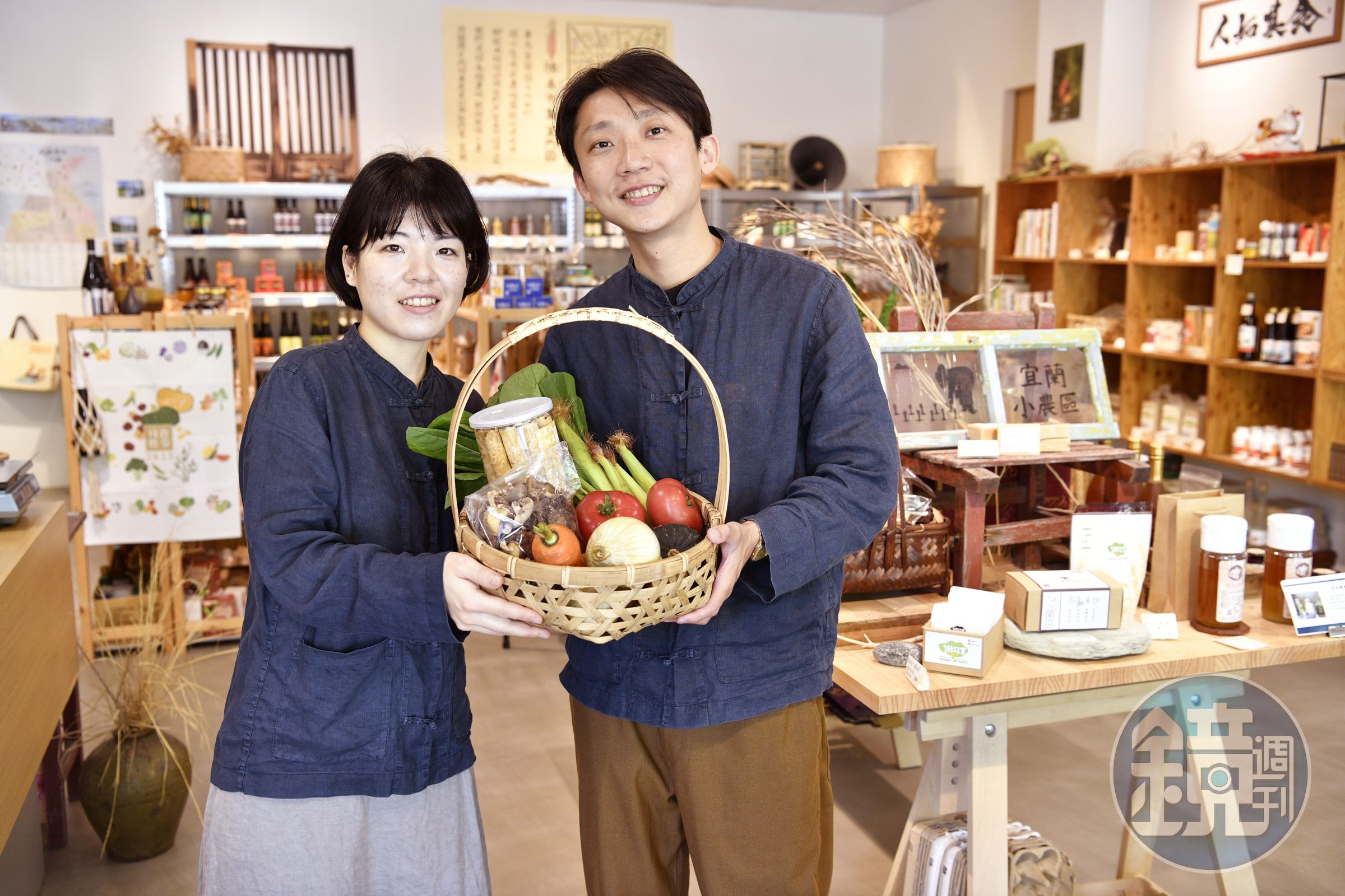 藍唯誠與妻子一起築夢，為宜蘭在地小農推廣農產品。