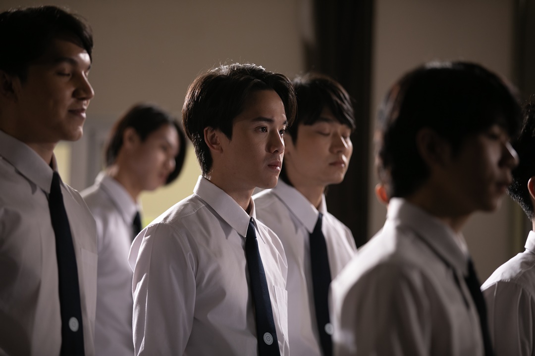 《模犯生》男二James，在泰國的演藝作品豐富，此番在鬼片中演出大學生。（龍祥電影提供）