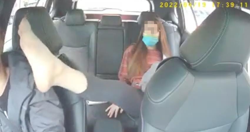 一名自稱是醫院千金的楊女，因司機一句勸導暴走。（翻攝自爆料公社）