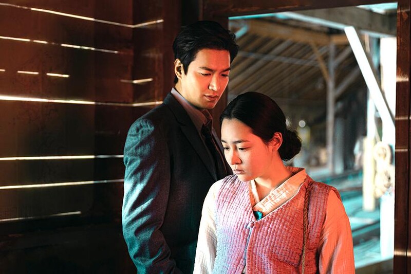 李敏鎬與金敏荷在《柏青哥》的禁忌愛戀，改變了兩人的人生。（Apple TV+提供）