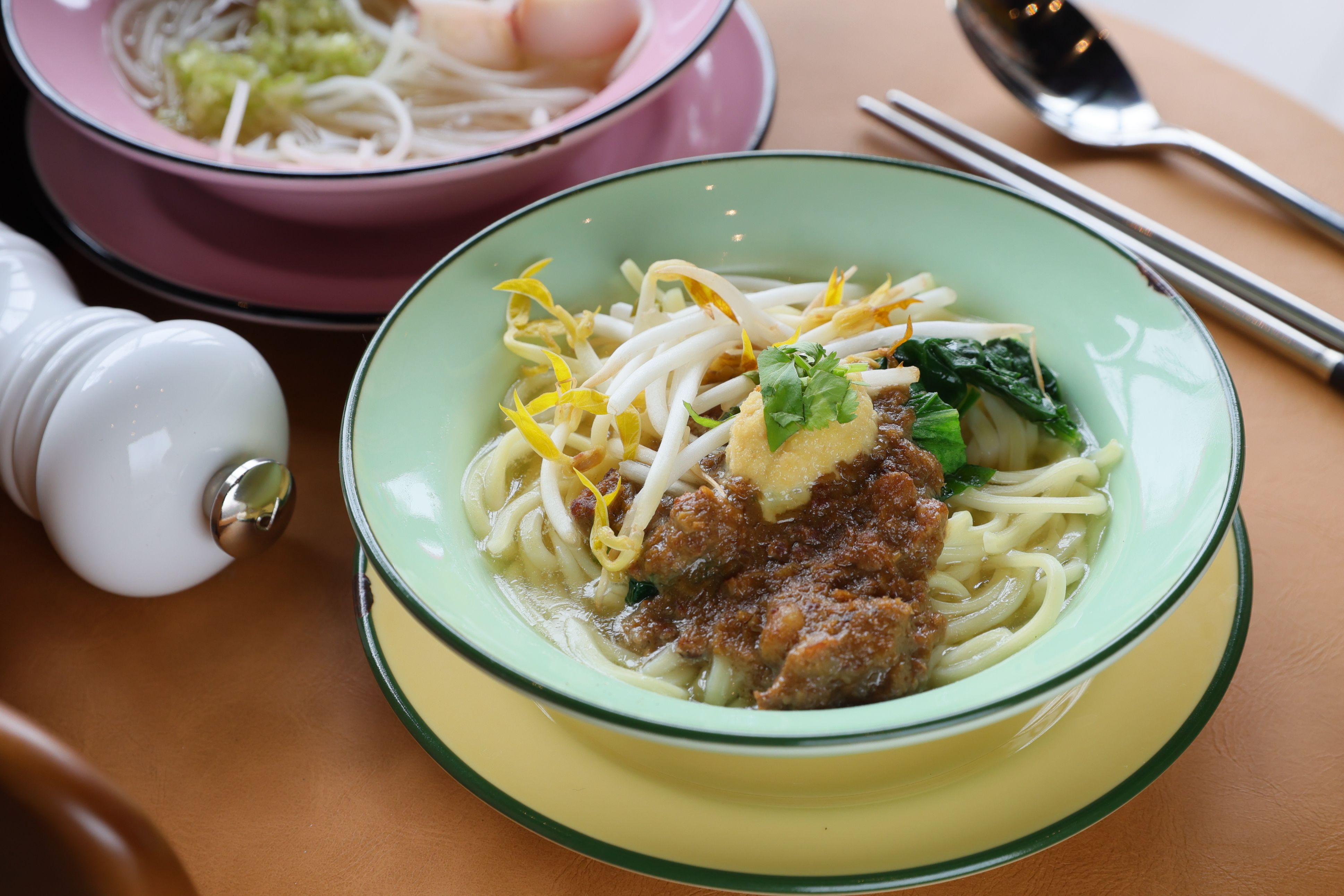 早餐除了Buffet，也能吃到台南常見小吃「擔仔麵」。
