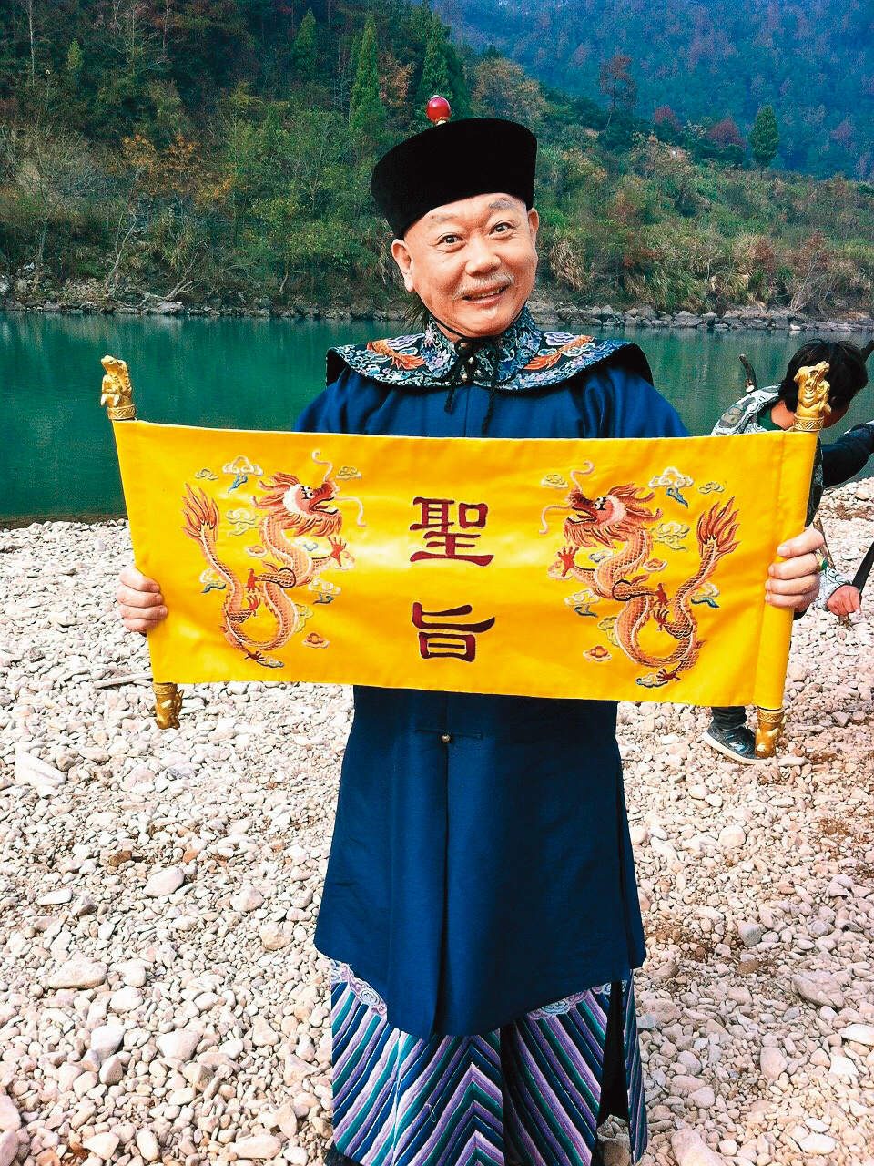 顧寶明拍戲時幽默的談吐，總讓合作的人覺得很舒服。（翻攝自顧寶明臉書）