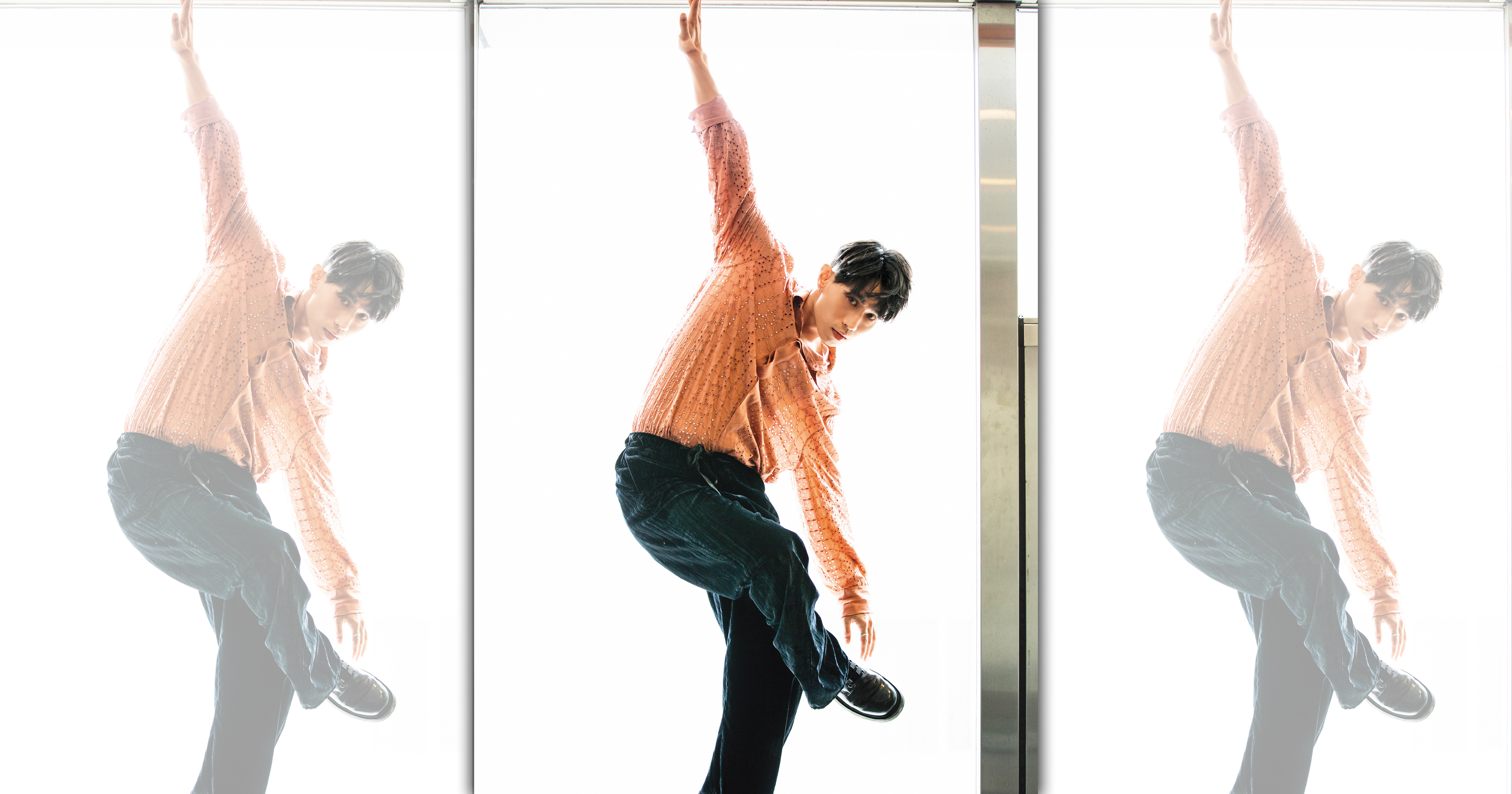 除了歌唱，柏霖十歲就開始習舞，各種高難度的扭轉動作都得心應手。