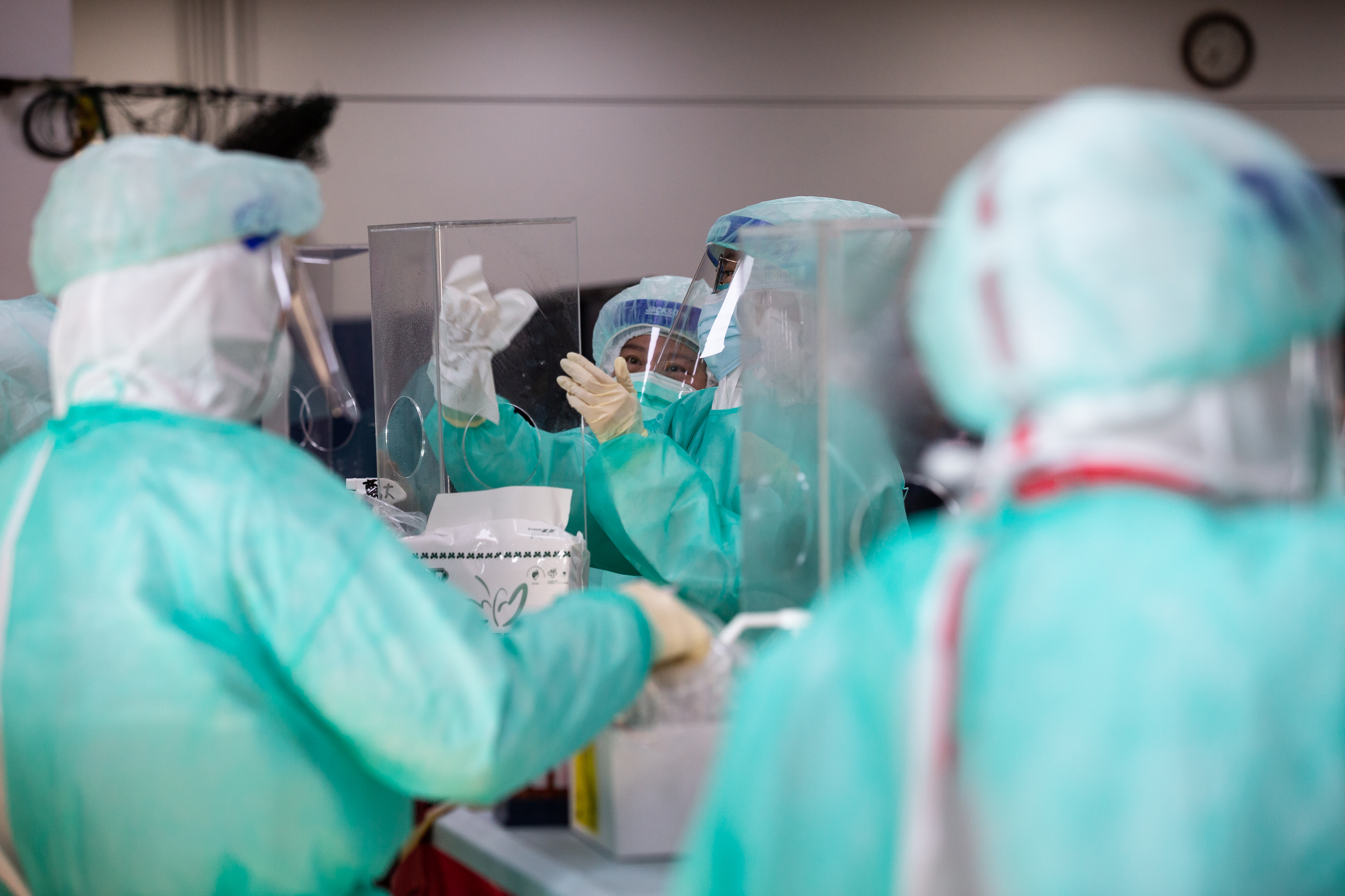 針對指揮中心的防疫新指引，防疫保單理賠方式引起民眾關注。示意圖。（資料照）