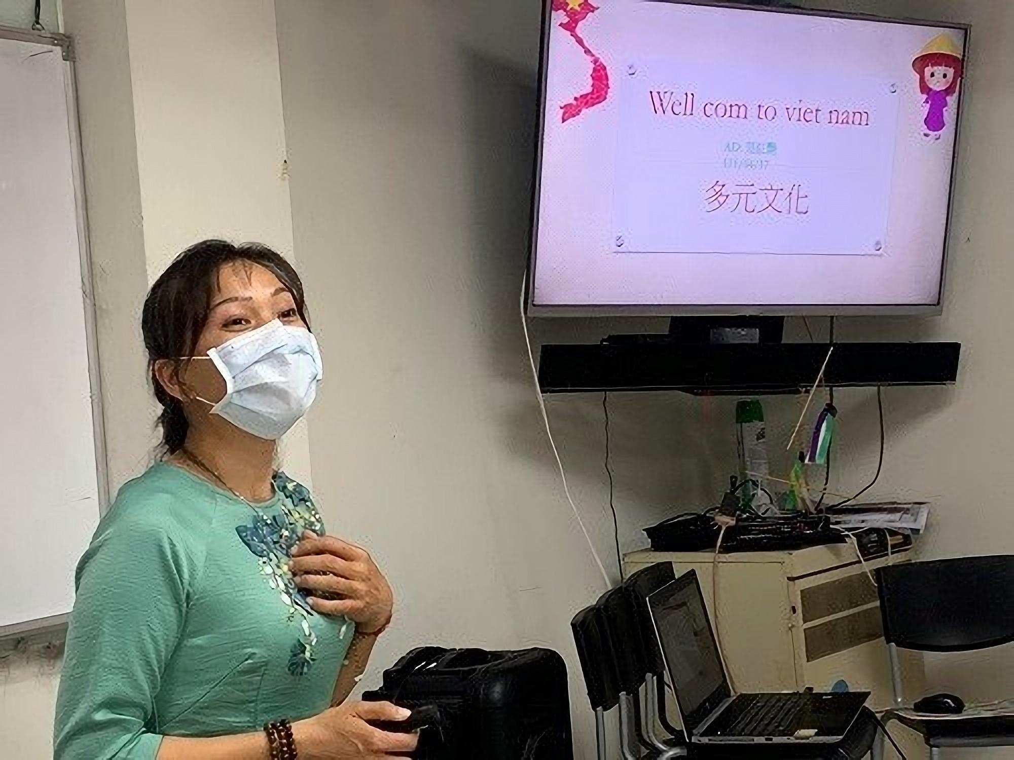 來自越南的新住民紅艷,擔任多元文化講師。(移民署提供)