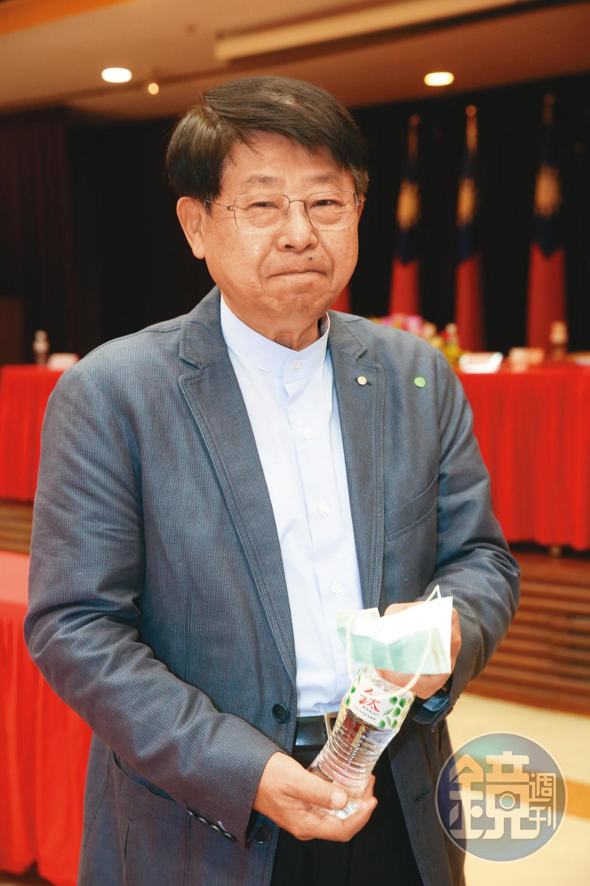 新光金董事吳東明(圖)是新光三越前董座吳東興胞弟,他力促新光金和台新金合併。