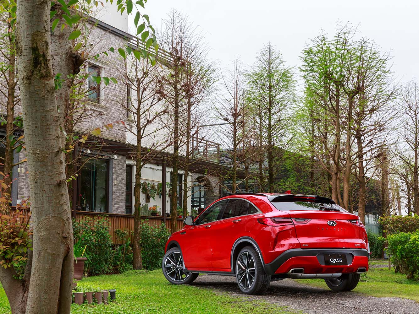 【鏡車試駕】帥尾橫行　INFINITI QX55