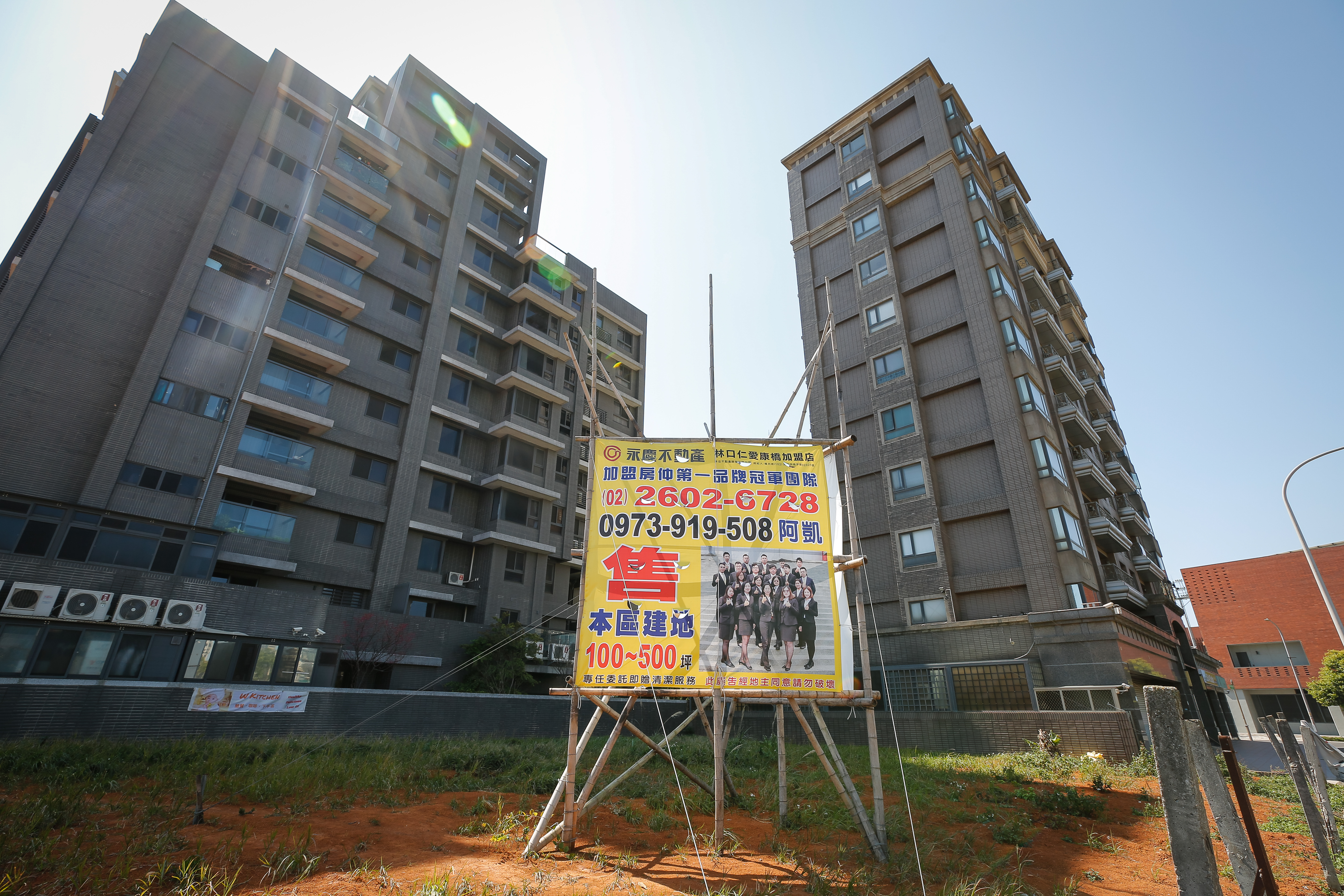 市場多空紛擾，建商推案態度轉趨保守，第1季推案總銷金額季減1成多。