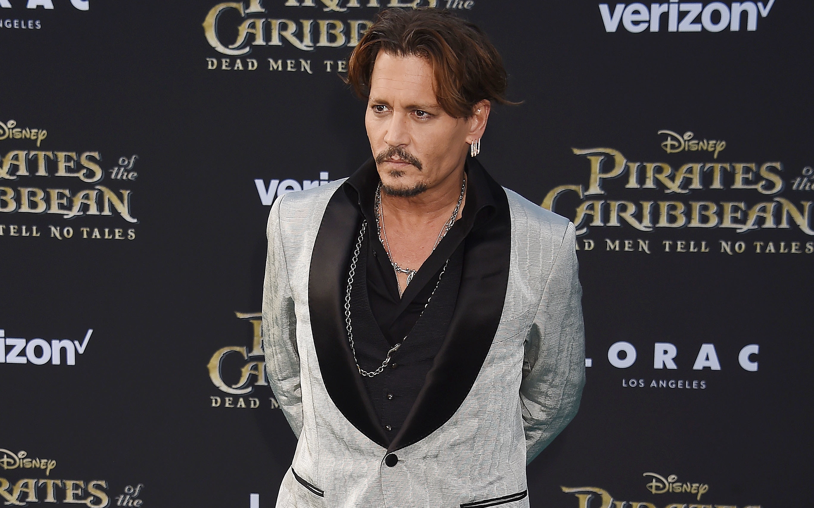 強尼戴普2017年為了《神鬼奇航：死無對證》出席首映，這也是他最後一次跟這系列劃上等號的時刻。（東方IC）