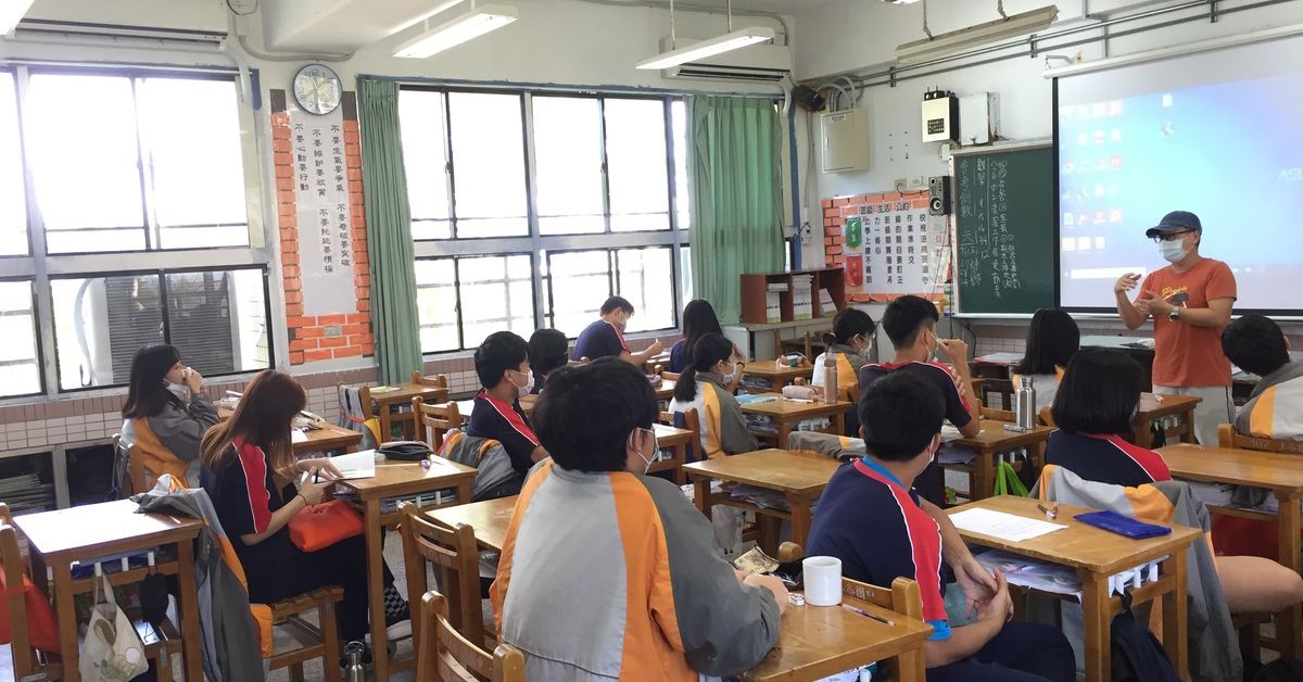 「班班有冷氣」政策上路,台電和公部門共同為國中小學童打造舒適的上課環境。