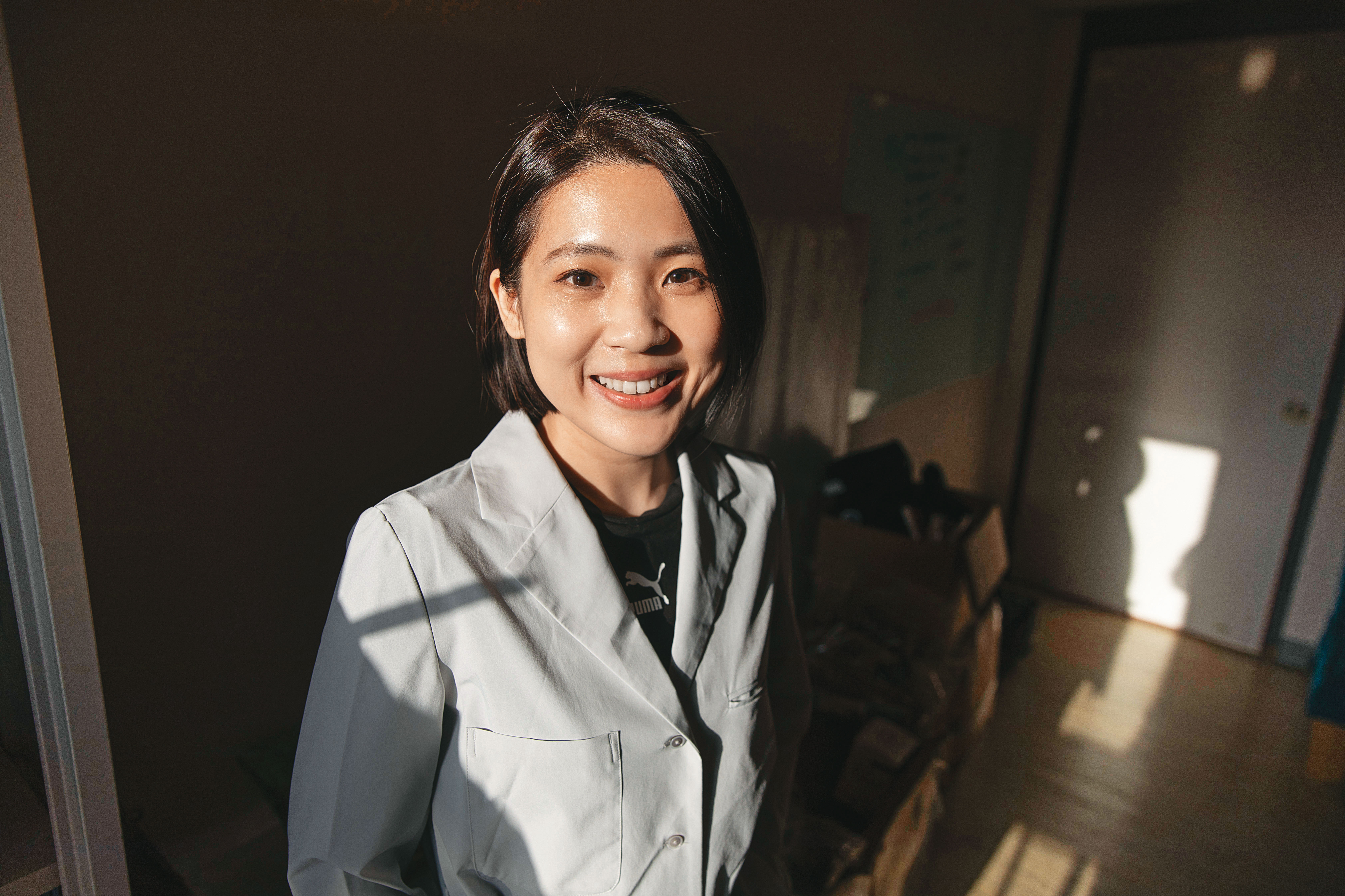 徐巧芯因檢舉傅崐萁、徐榛蔚涉嫌送禮賄選，成為黨內吹哨者。