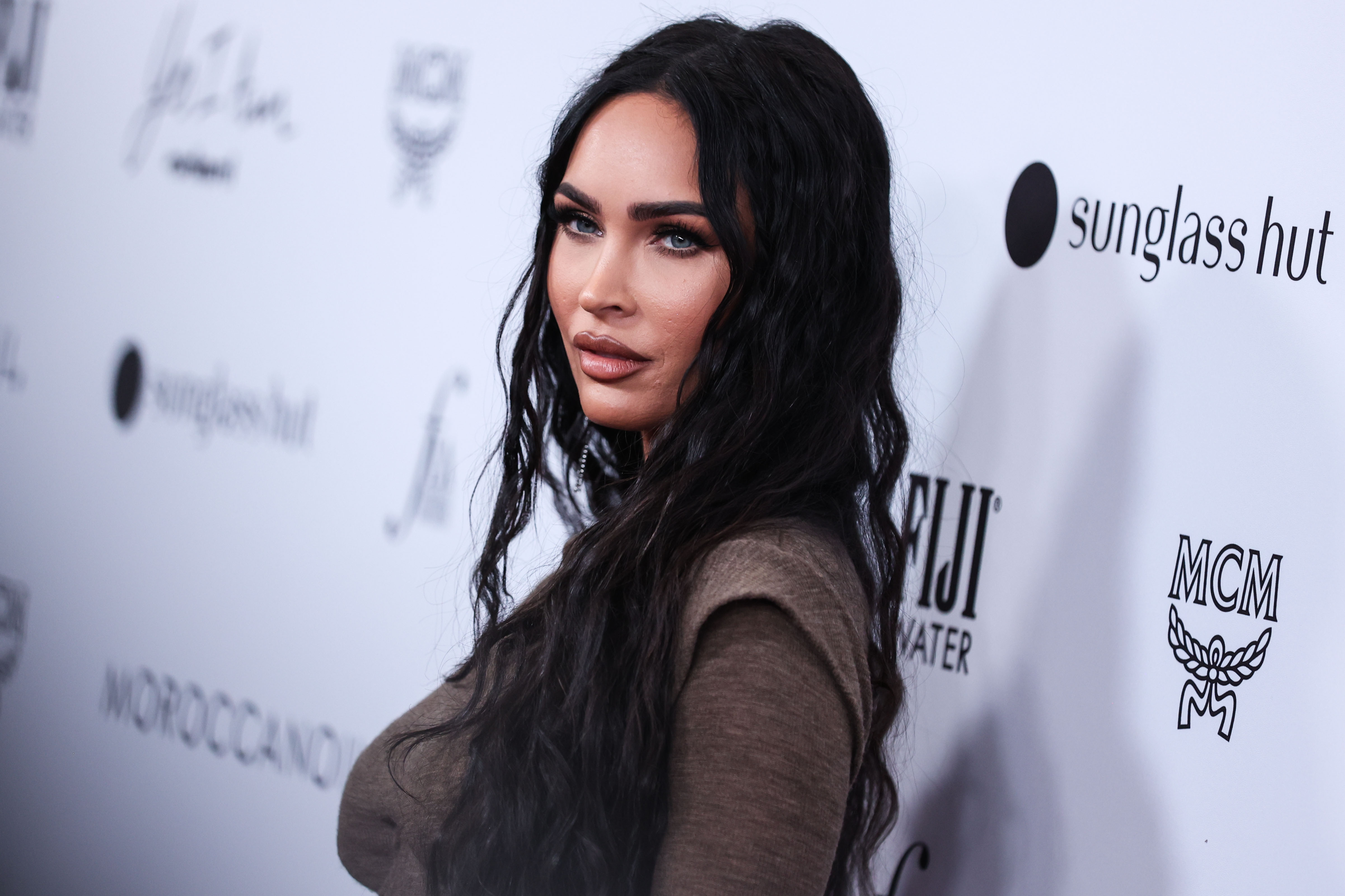 維持美艷形象的梅根福克斯，讓人意想不到居然是開明媽媽。（東方IC）