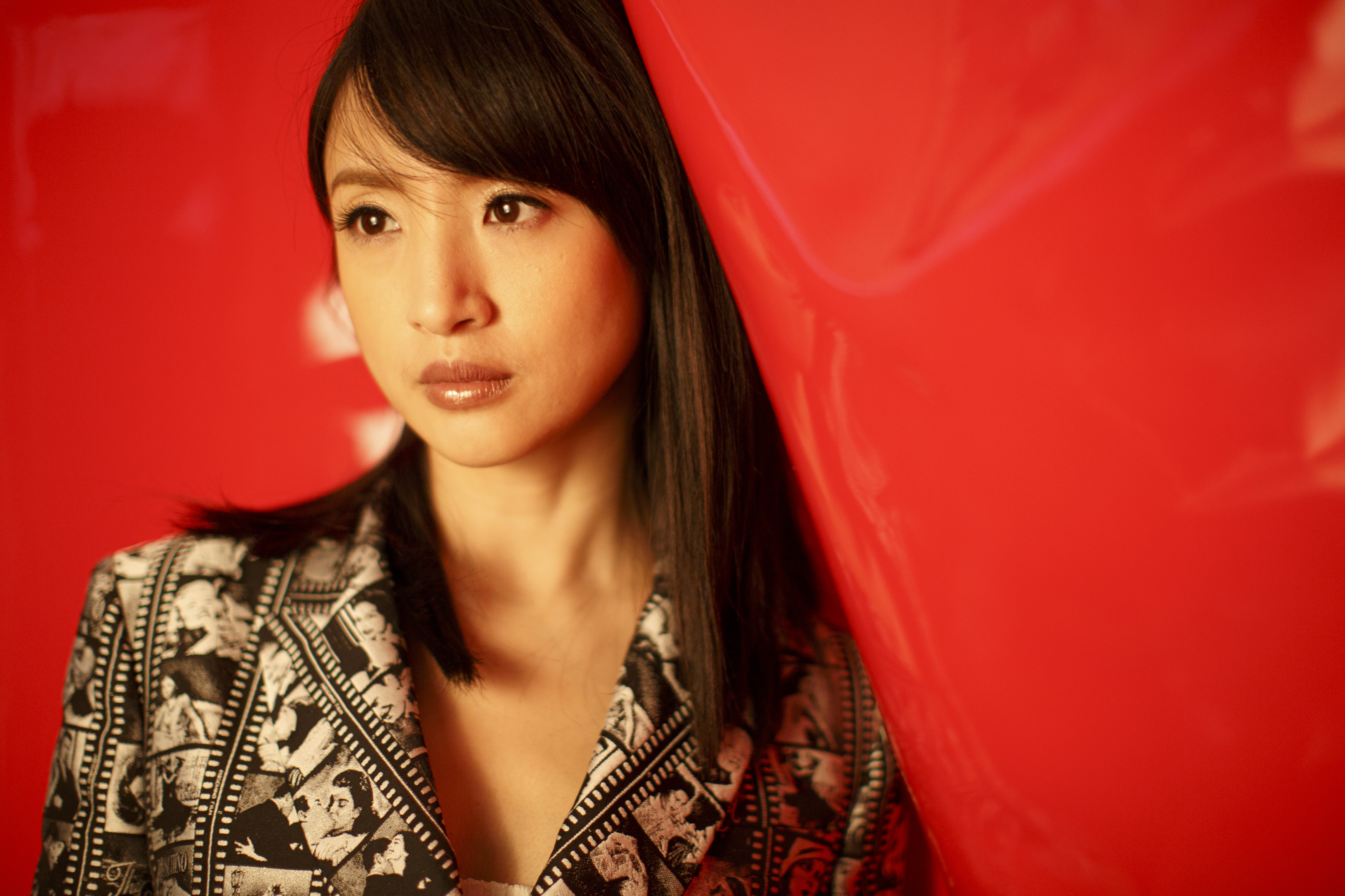 林依晨因為認為廣告商違約使用自己的照片，不僅在7天火速解約服飾代言，還提告獲賠141萬元。（本刊資料照）