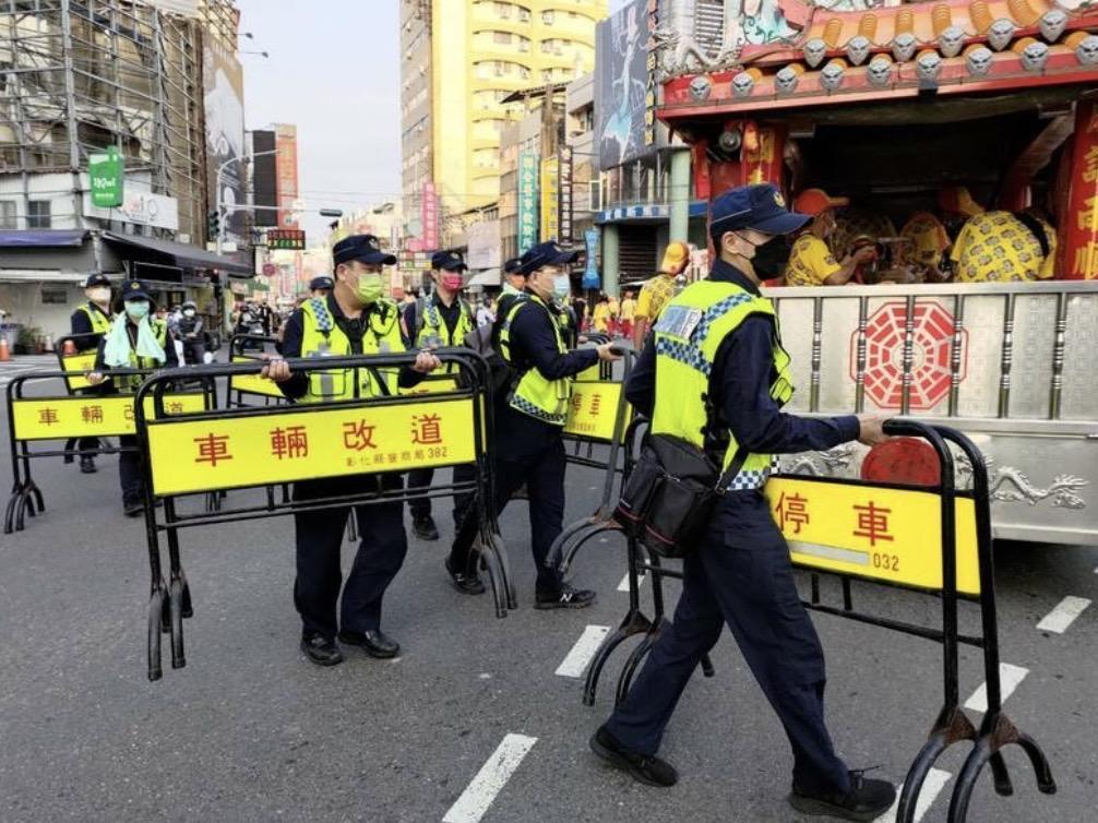彰警大陣仗執行大甲媽勤務。(翻攝彰警局官網)
