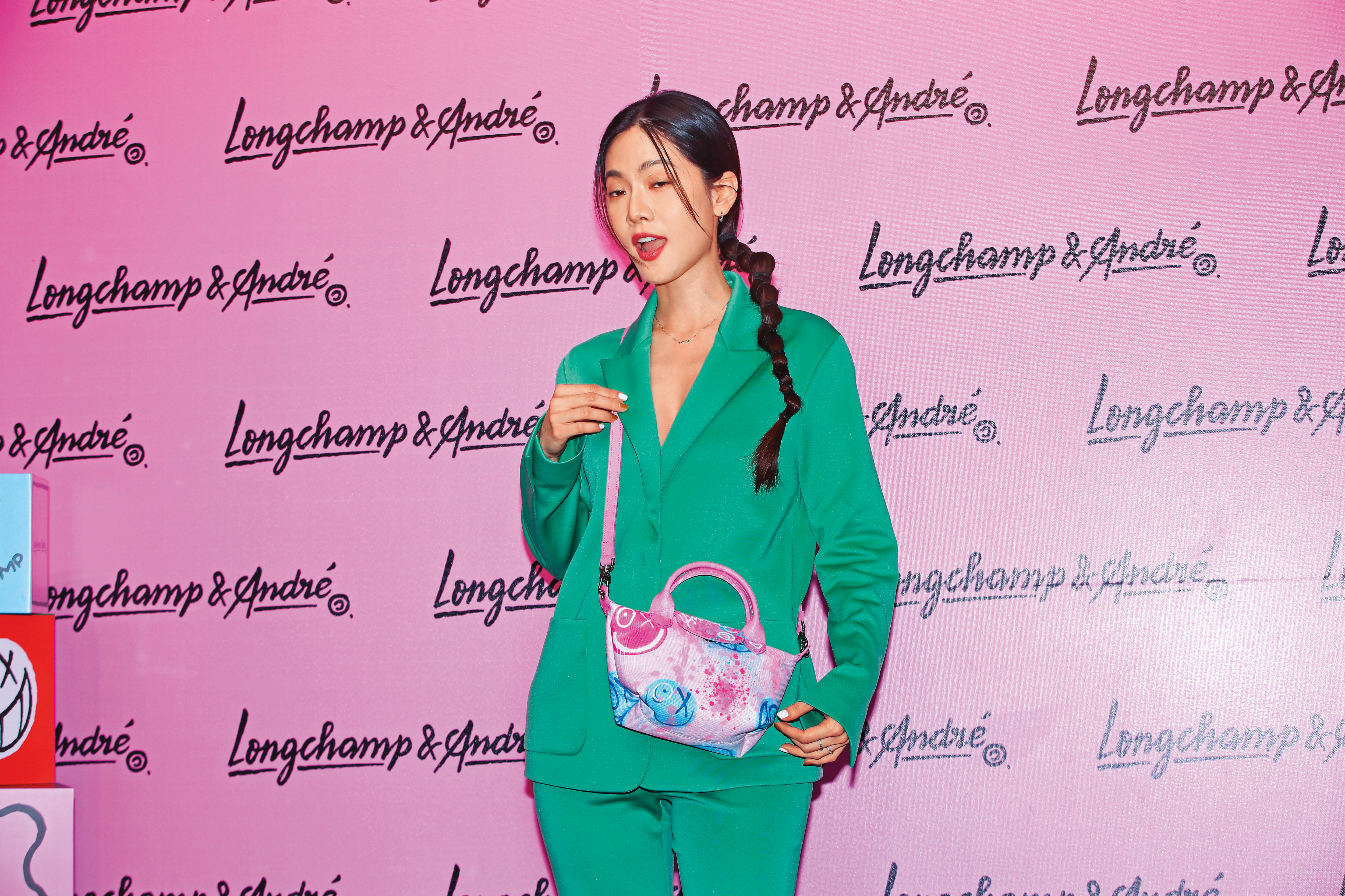 曾之喬與老公辰亦儒分隔台北、上海兩地，根本是現代版牛郎與織女。