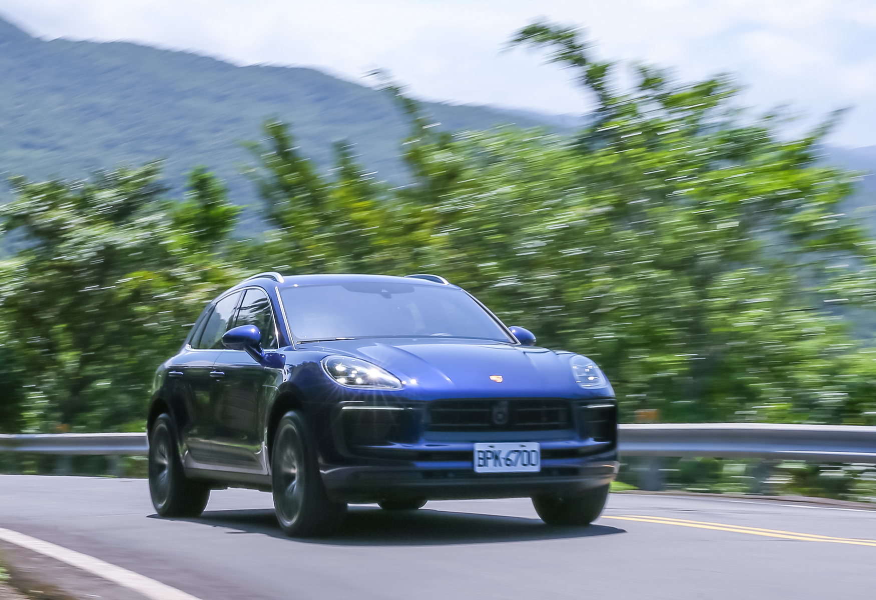 【鏡試駕】圓夢金盾！PORSCHE Macan 2.0T