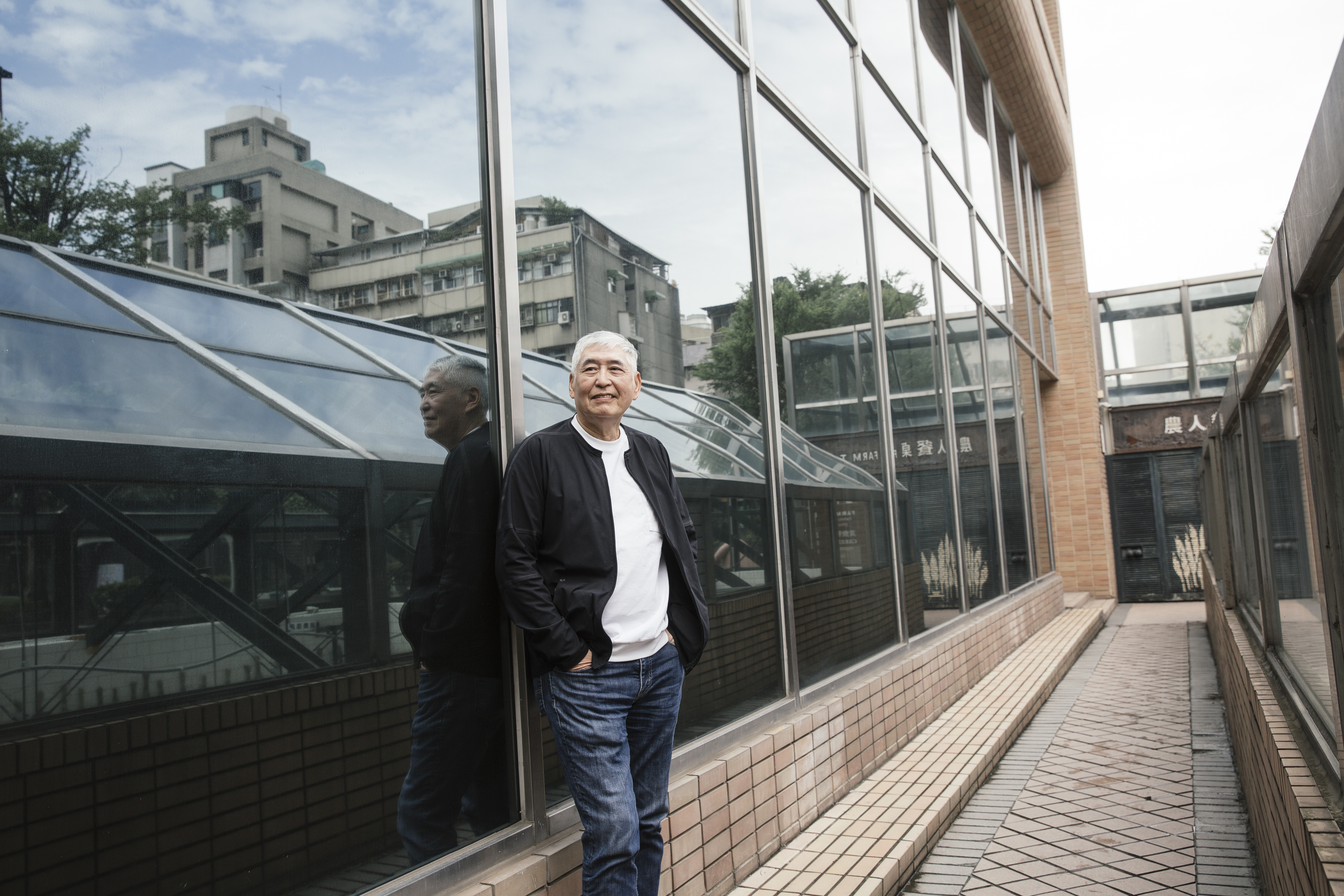 柯一正常會透過觀察與角色相似的人物來揣摩表演方式。