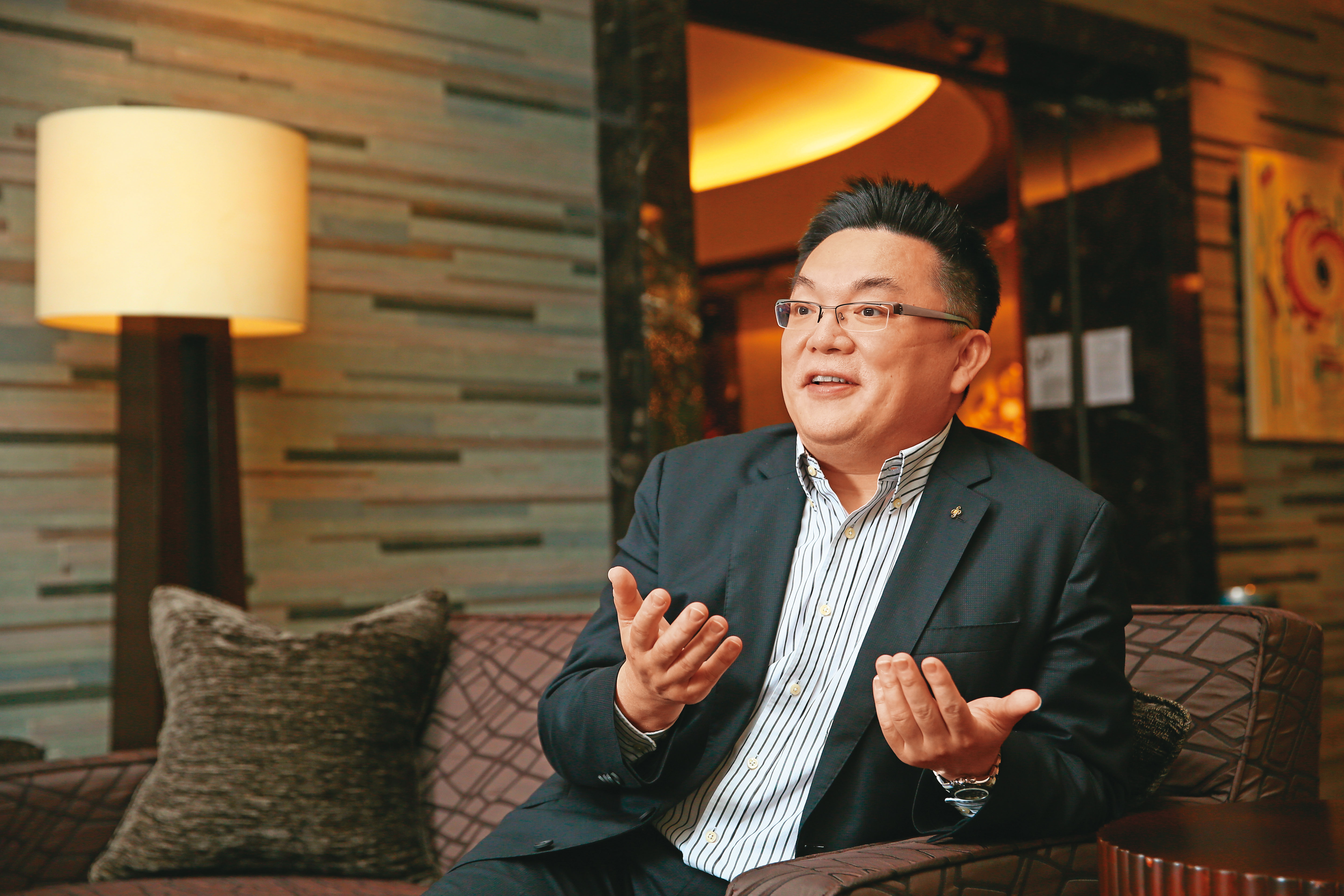 中租旗下仲信資融公司資深副總陳瑞興接受本刊專訪時表示，不畏先買後付競爭者，和其他業者走的路數不同，中租鎖定「高單價」消費族群。