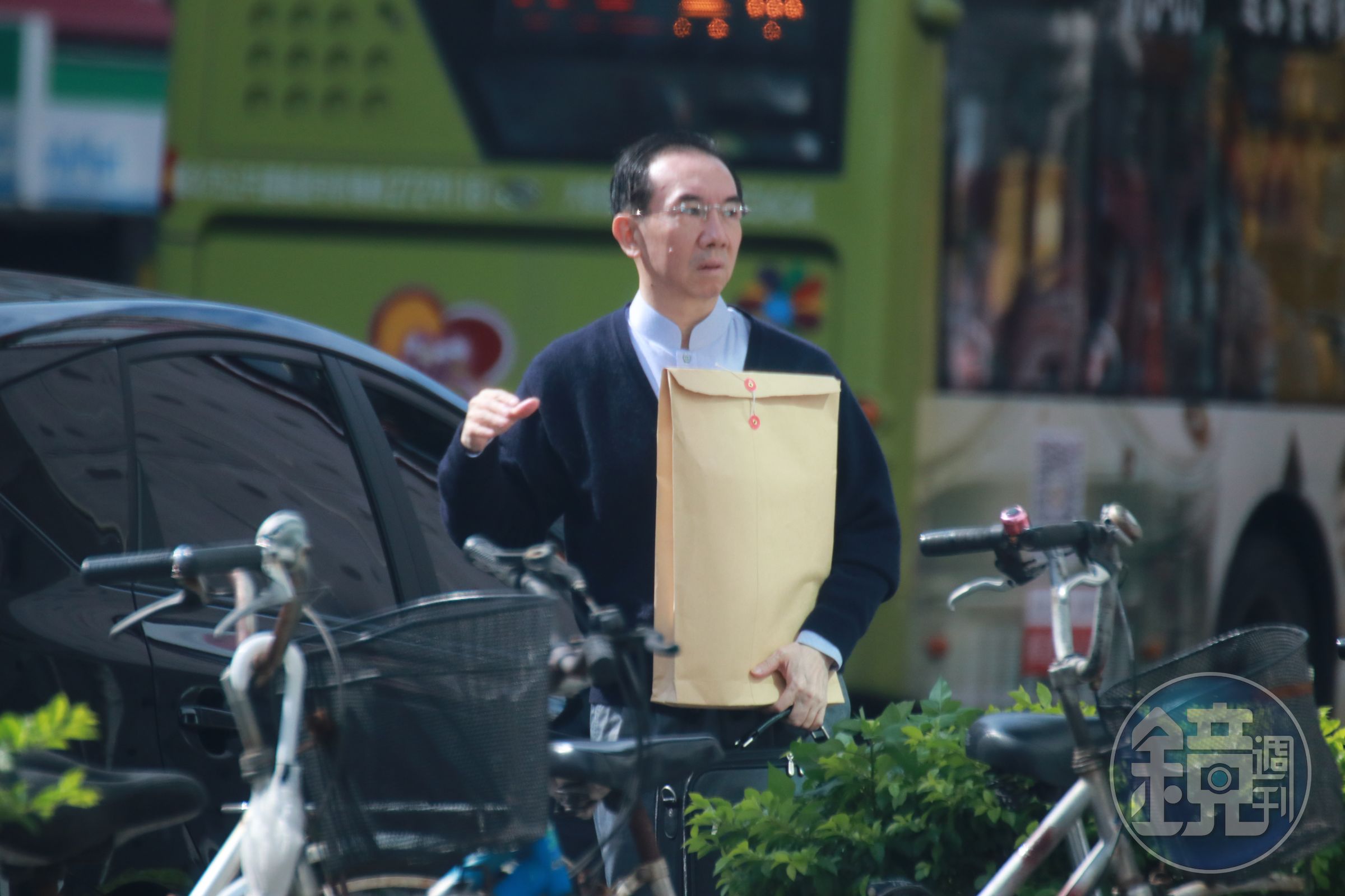 張國政出馬徵求長榮航委託書。（本刊資料照）