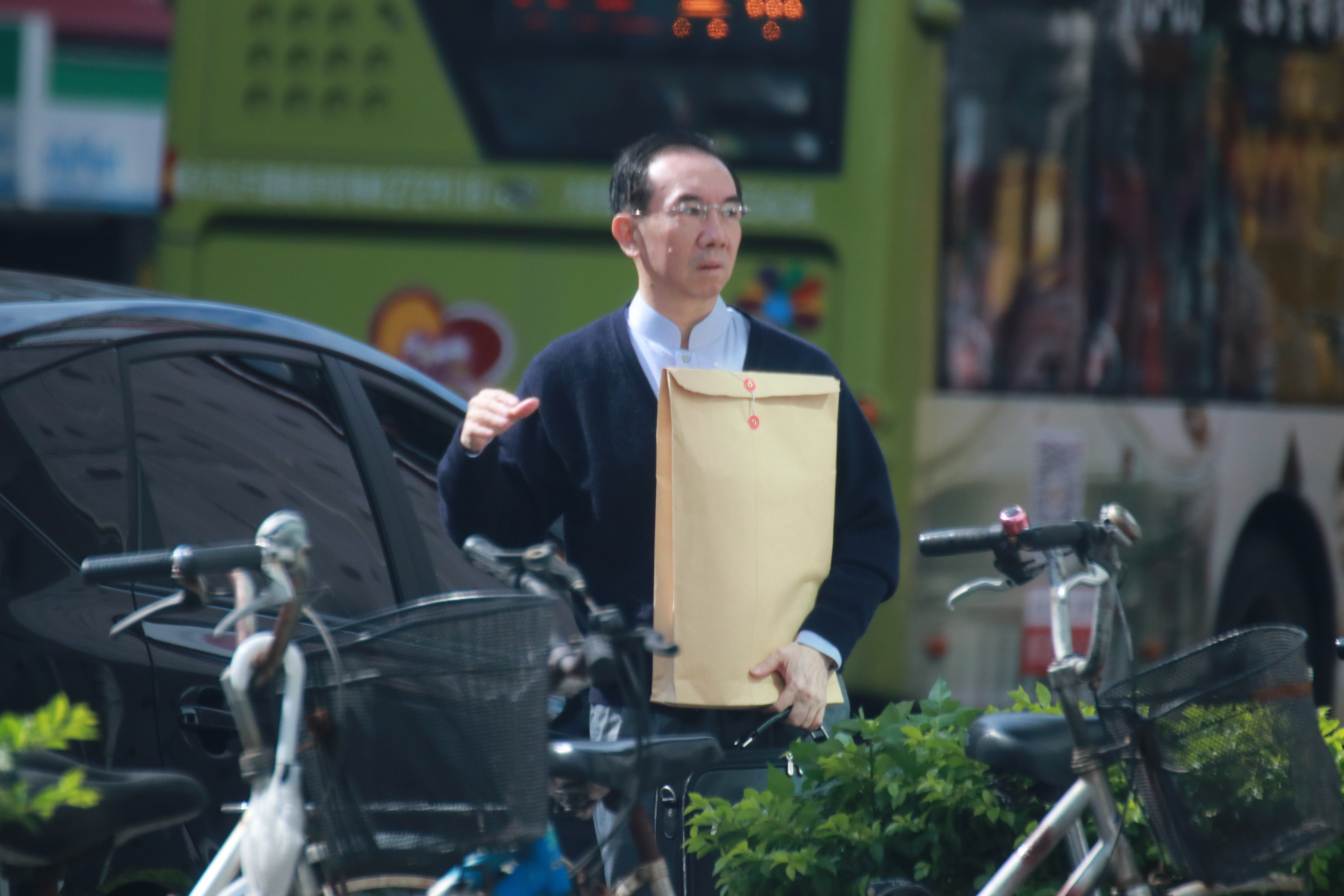 張國政出馬徵求長榮航委託書。（本刊資料照）