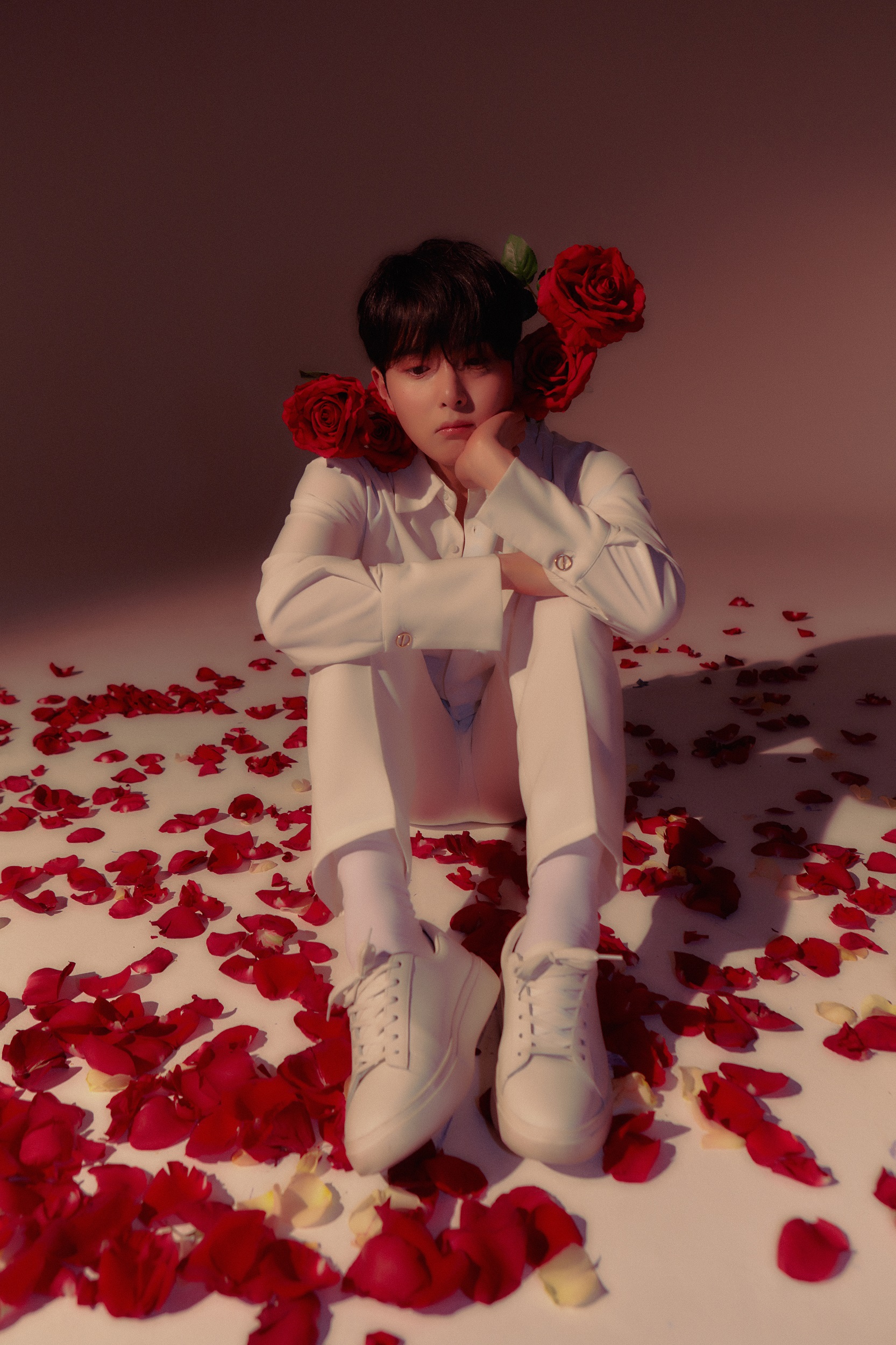 Super Junior厲旭新專輯《A Wild Rose》已在台數位發行。（avex Taiwan提供）