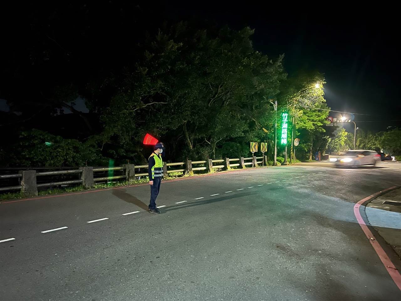 北市交大將執行交通疏導，彈性實施上山觀星人車潮。（警方提供）