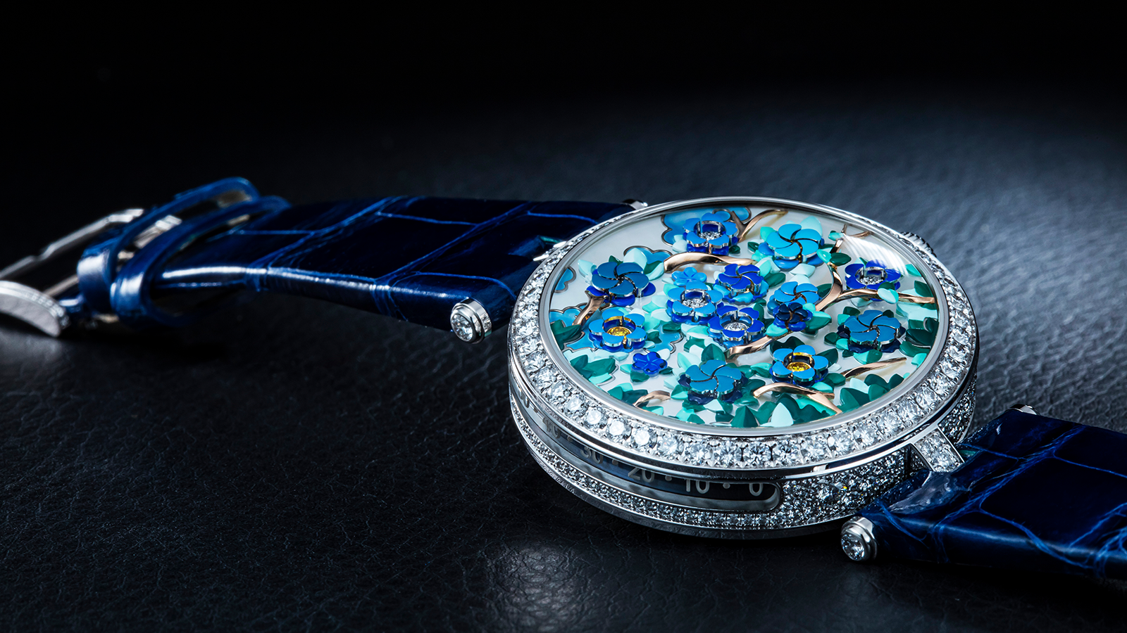 梵克雅寶 Lady Arpels Heures Florales，參考售價NT$ 7,250,000。