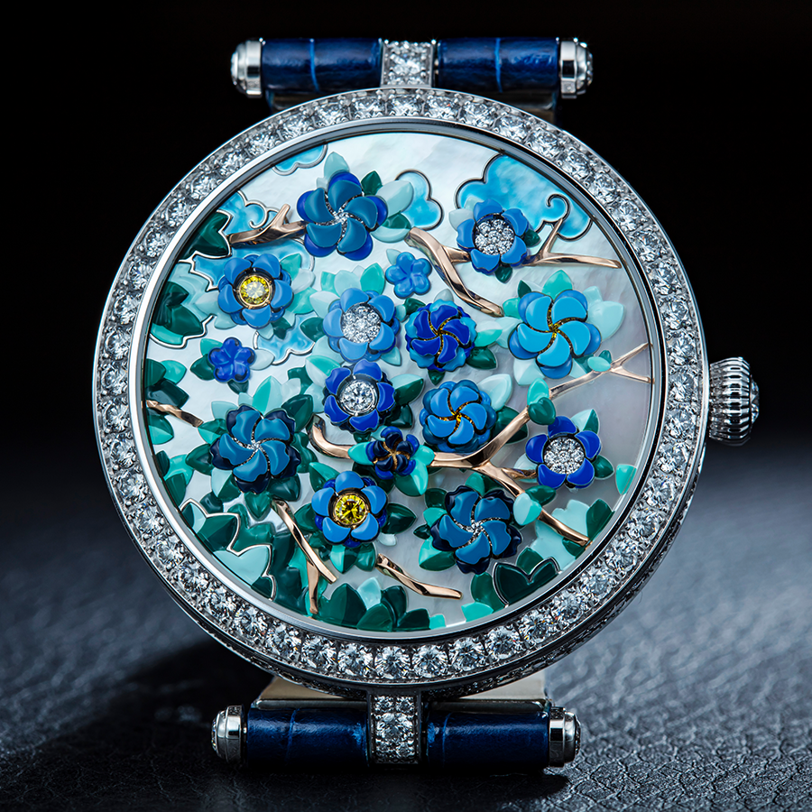 Lady Arpels Heures Florales｜18K白金錶殼／錶徑38mm／自動上鍊機芯／小時及分鐘指示／鑲嵌白鑽及黃鑽，白色珍珠母貝及微型彩繪錶盤／動力儲存約36小時／參考售價NT$ 7,250,000
