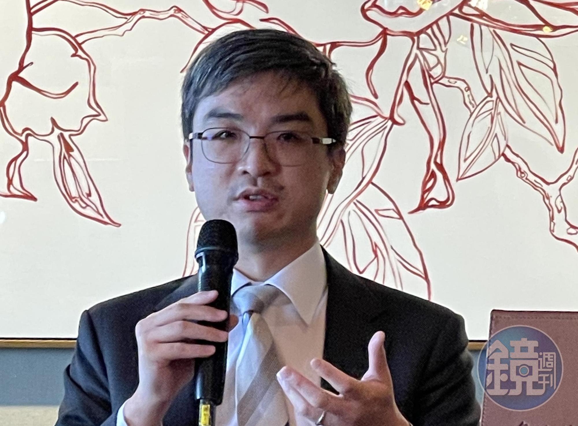 南山人壽11年來首度發放股息，尹衍樑力推讓尹崇堯（圖）接棒。