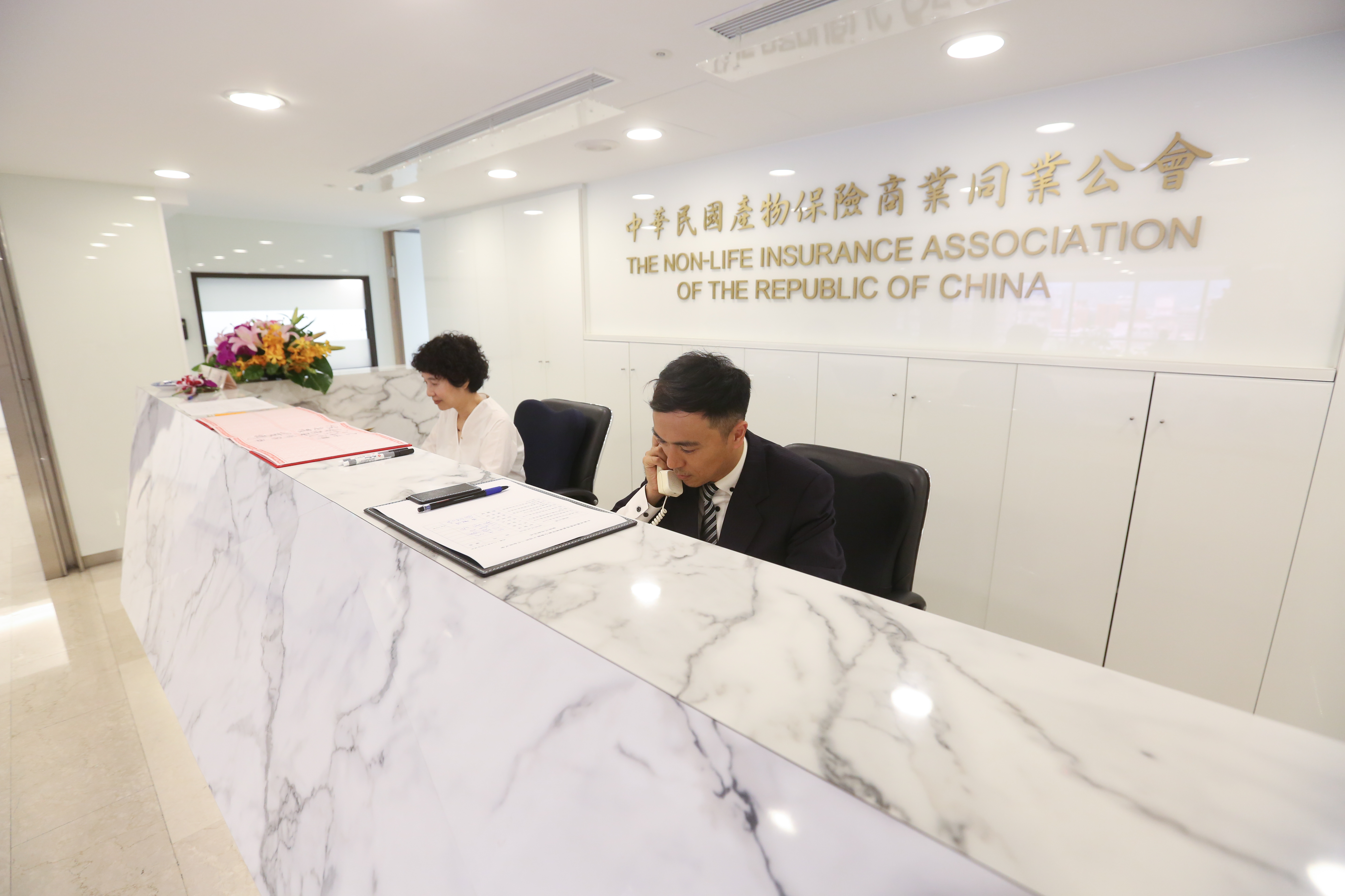 「快篩陽=確診」政策將於5月12日上路，對於是否適用理賠，產險公會也做出回應。