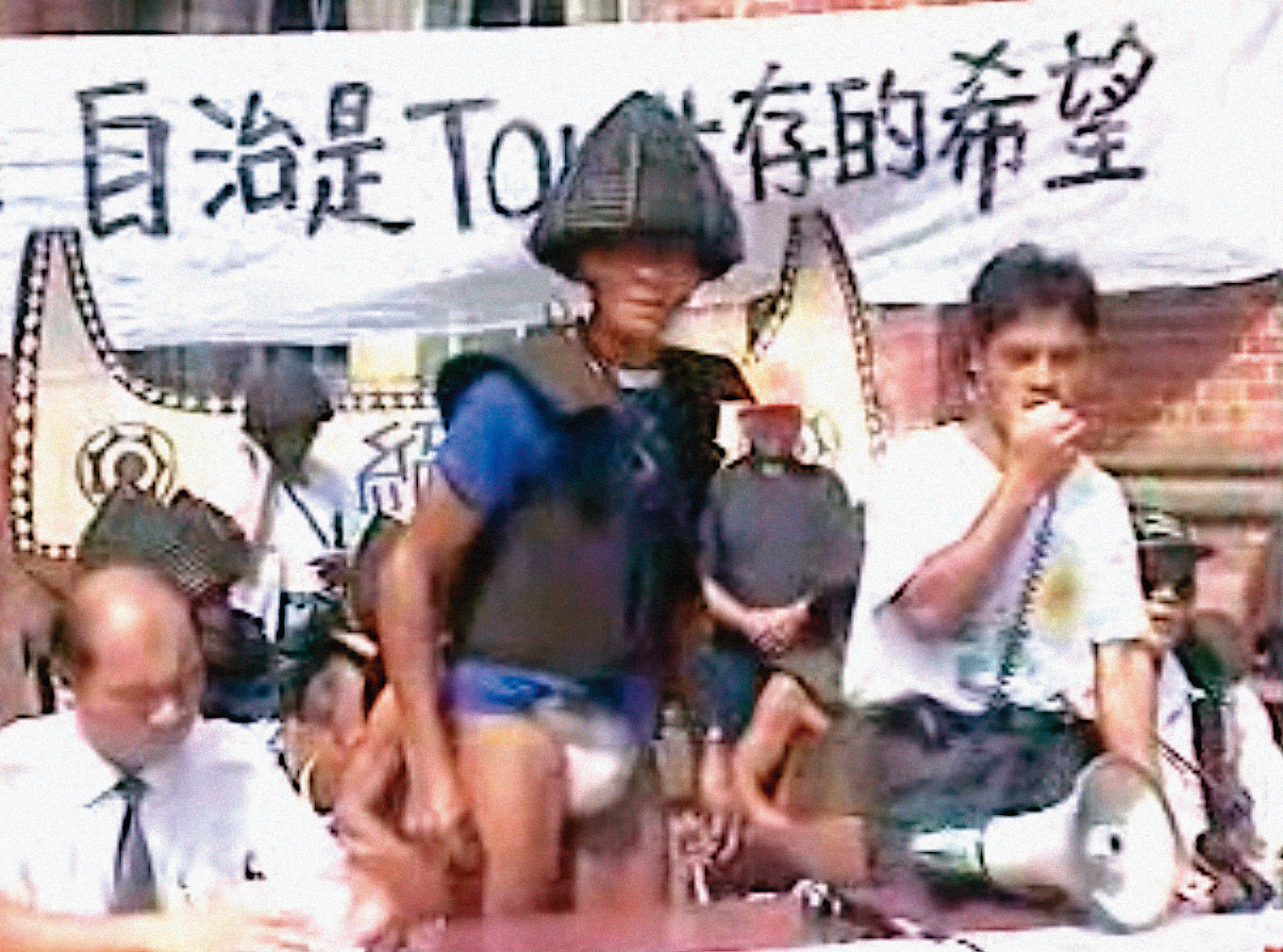 李道明透過紀錄片關注蘭嶼反核廢料場的議題。（李道明提供）