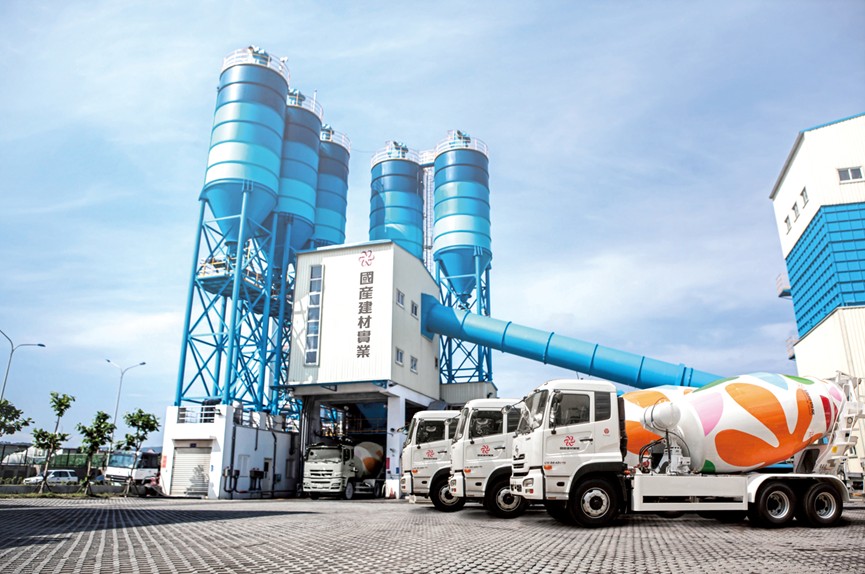 國產建材集團受惠於科技業建廠熱、政府前瞻建設加速推動等有利因素，稅後淨利達到21.08億元，為去年同期稅後淨利5.51億元的將近4倍。（國產建材提供）