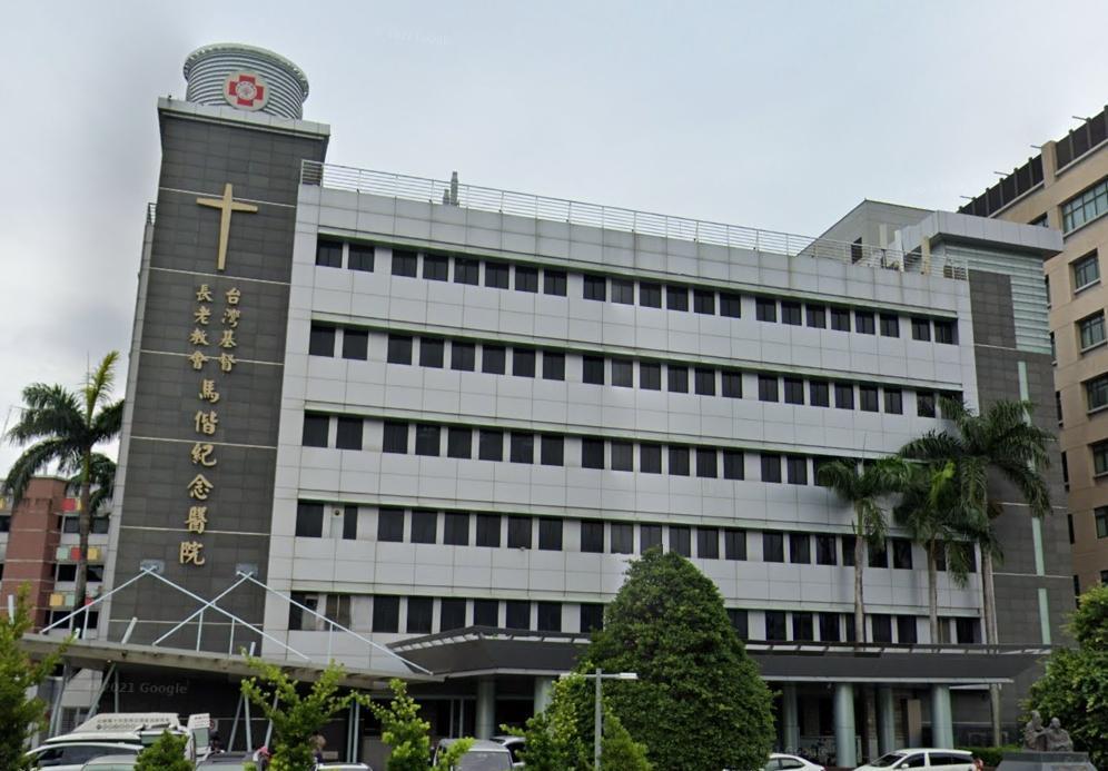 台東馬偕醫院驚傳群聚感染,院方態度卻讓民眾抱怨輕忽。(翻攝自Google Maps)
