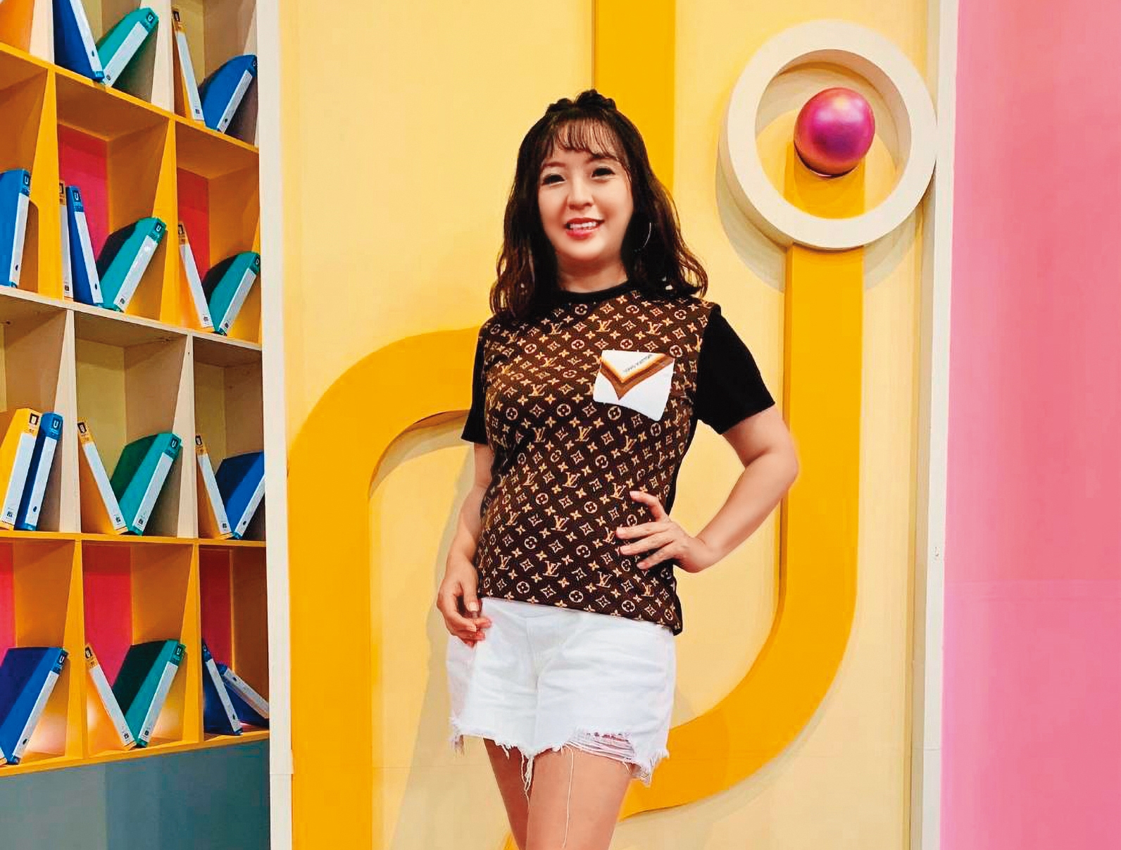 宣宣懷胎5個月，預計9月升格當新手媽媽。（宣宣提供）