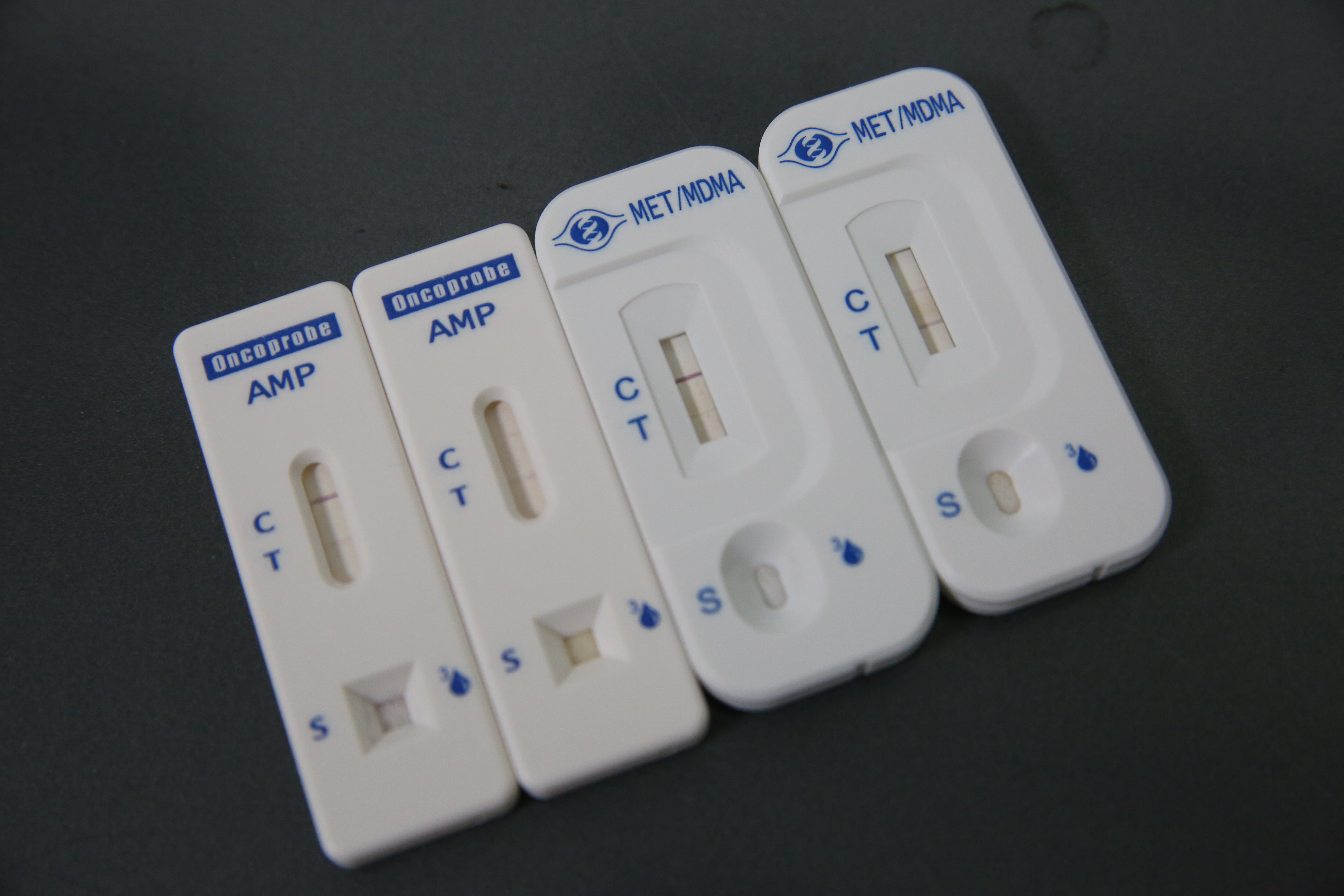 奇偶要求出席實體股東會股東，攜帶疫苗小黃卡或當日快篩證明供檢視。