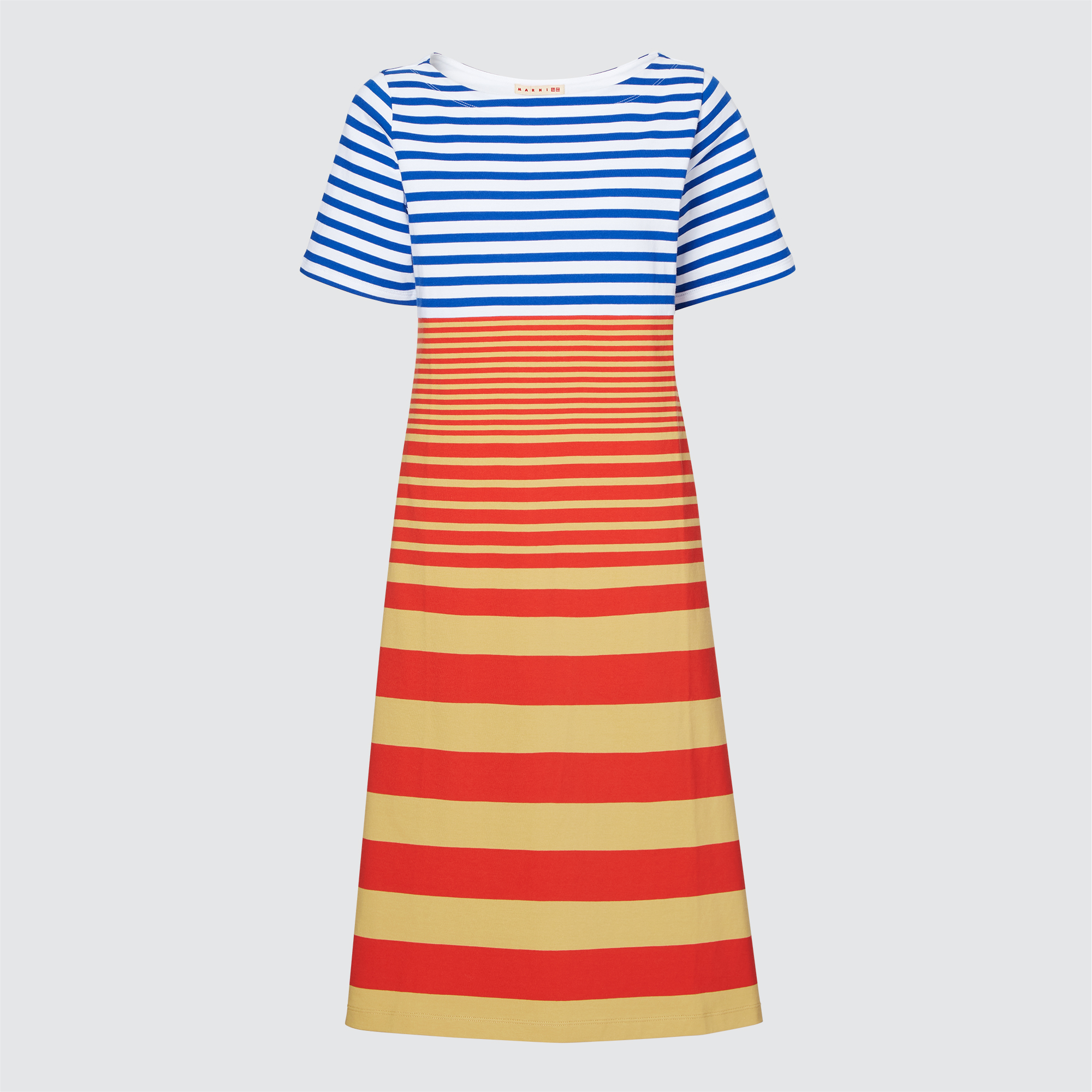 UNIQLO and MARNI短袖條紋洋裝。NT$990（優衣庫提供）