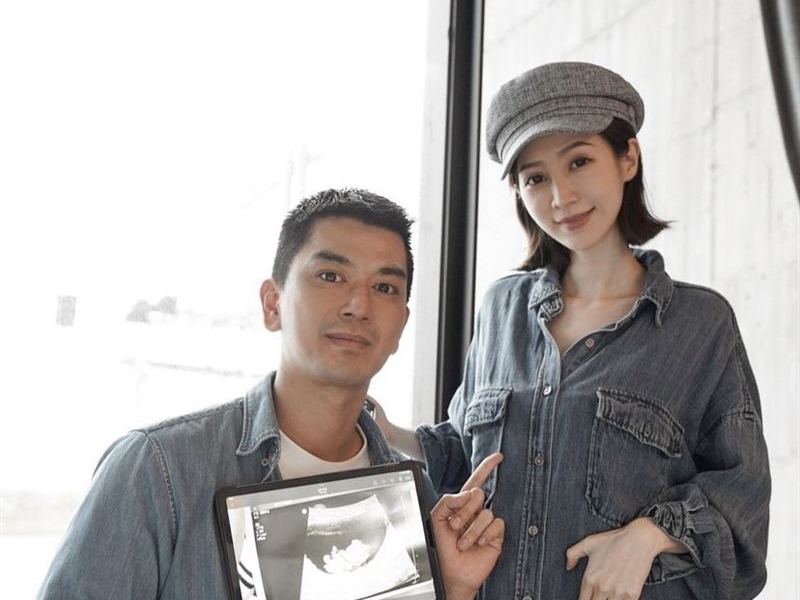 潘逸安的老婆Vivian發文表示自己的弟弟腦出血目前仍在加護病房。（翻攝自VivianIG）