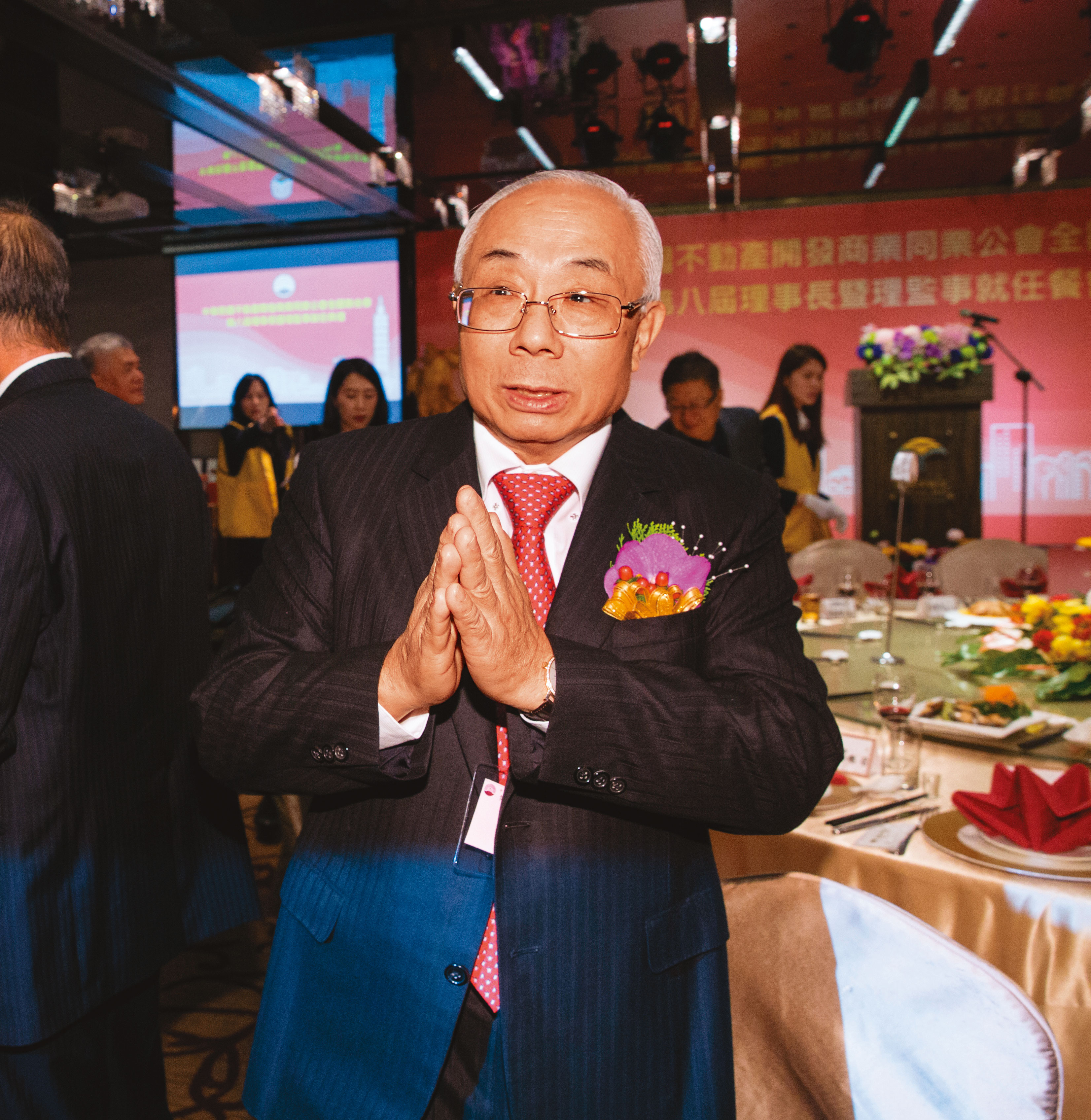 中華民國不動產開發公會理事長楊玉全認為，今年房市將成量縮價穩格局。
