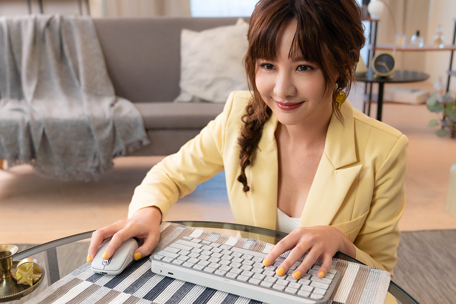 安心亞常透過拍戲空檔提供對NFT的想法。（米珞安影業製作公司提供）