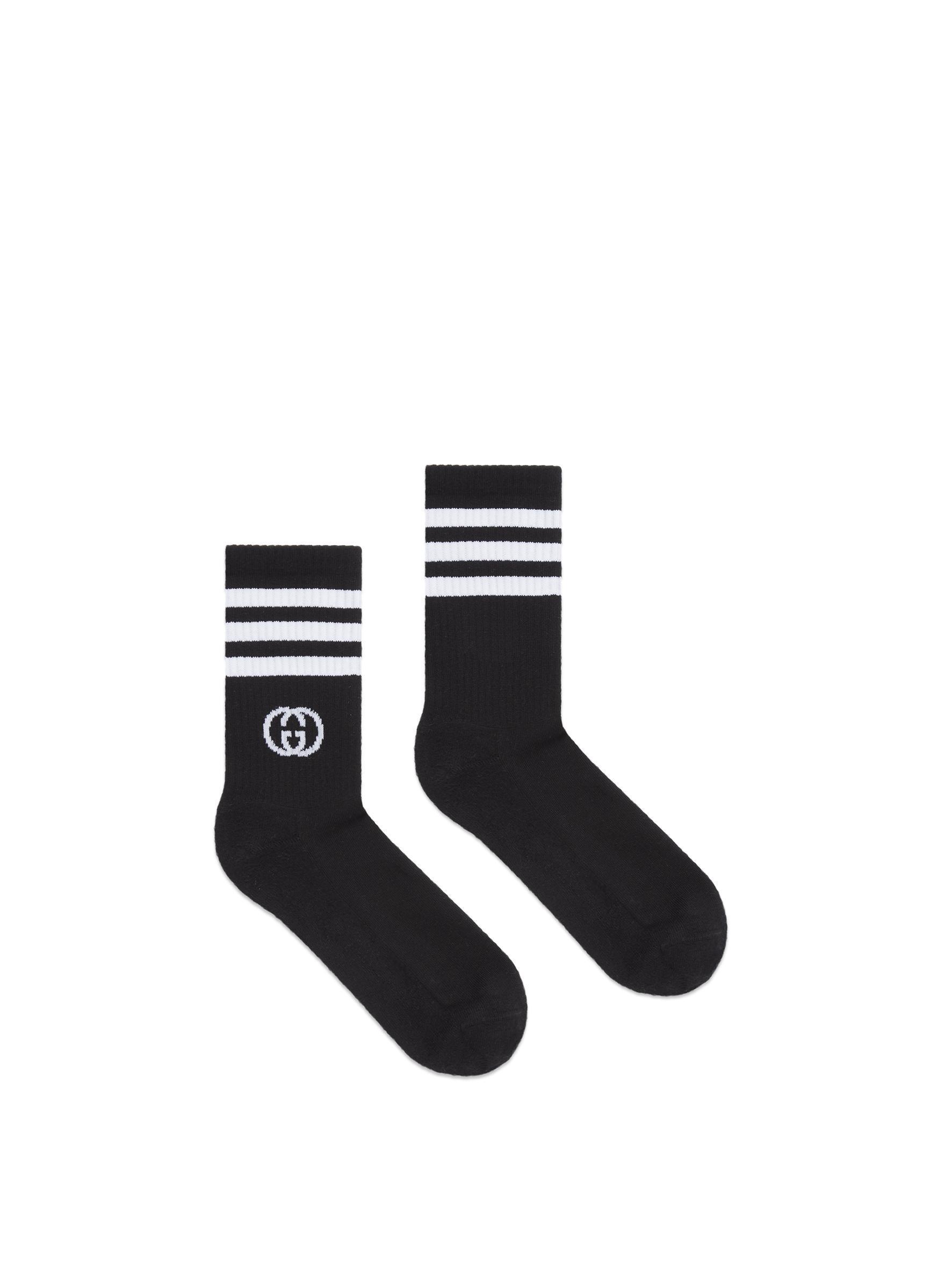 adidas x GUCCI黑色長襪。NT$6,900(古馳提供)