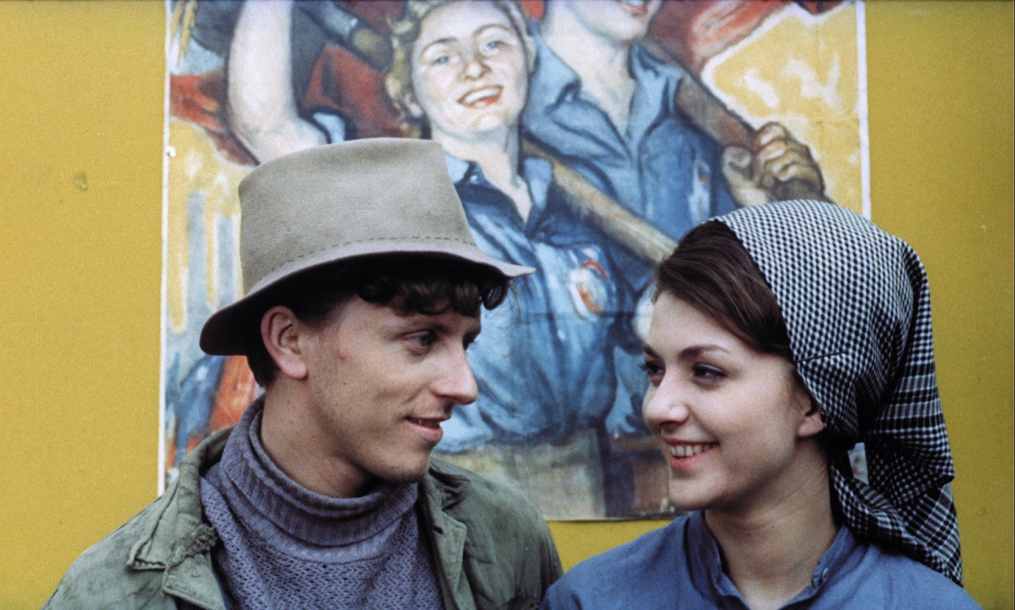 伊利曼佐執導的《失翼靈雀》禁演21年後重新出土，在柏林影展勇奪金熊獎。（金馬執委會提供）