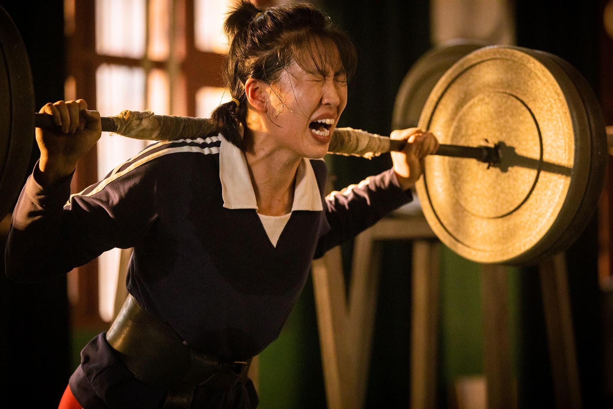 郎平的女兒白浪扮演母親的年輕時候,沒有任何演戲經驗的她演出了母親當年的精神,入圍香港電影金像獎女配角獎。(甲上)